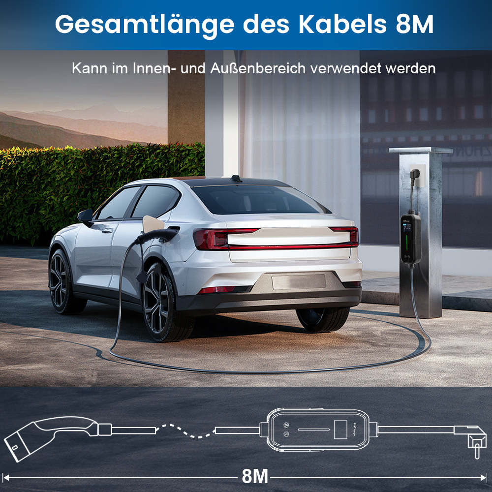 Silbernes Elektroauto lädt an einer Ladestation. Kabel ist 8M lang.