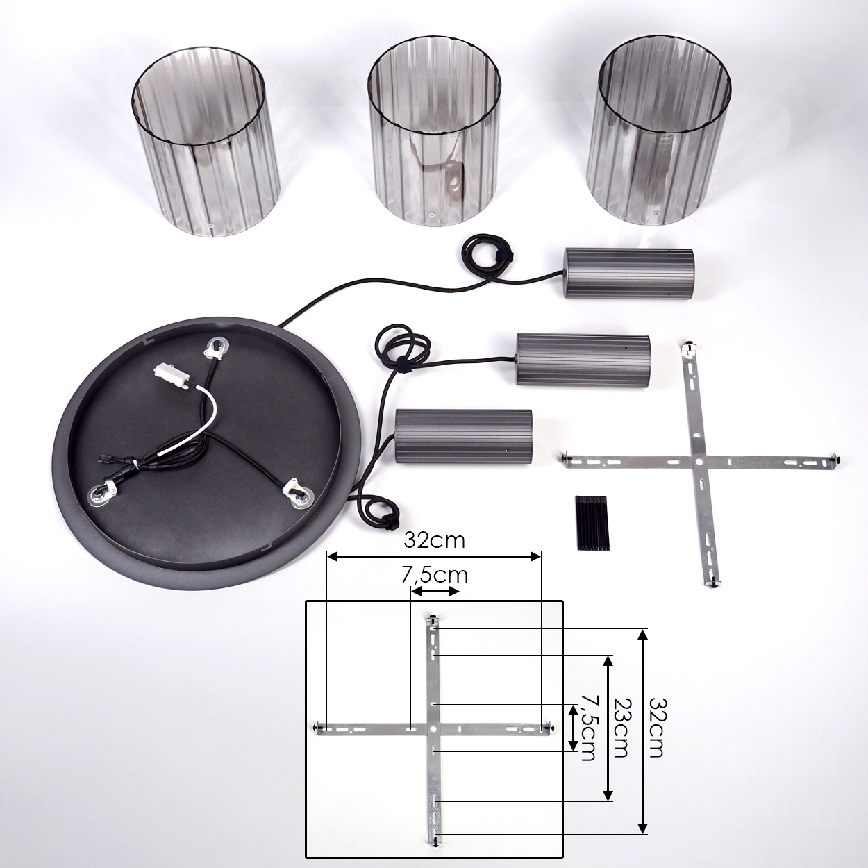 Explosionszeichnung einer Pendelleuchte: 3 Glasschirme, 3 Metallzylinder, Sockel, Befestigung.