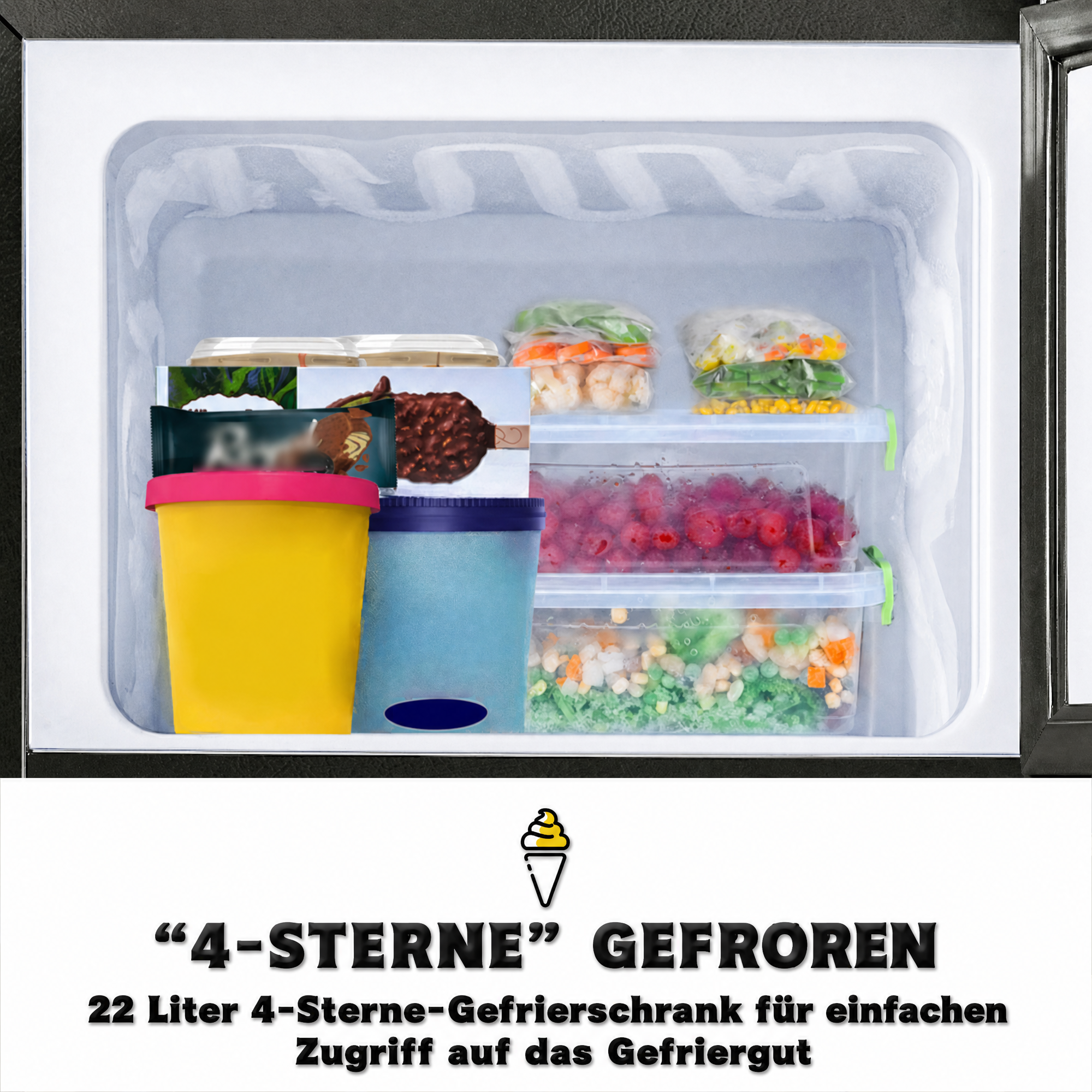 Gefrierschrank gefüllt mit gefrorenem Obst, Gemüse, Eis und Fleisch.