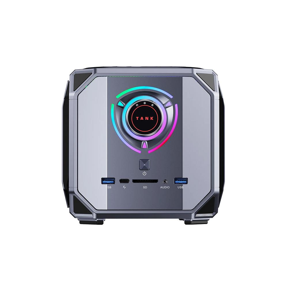 Gümüş renkli, RGB aydınlatmalı ve ön bağlantı noktalarına sahip bilgisayar.