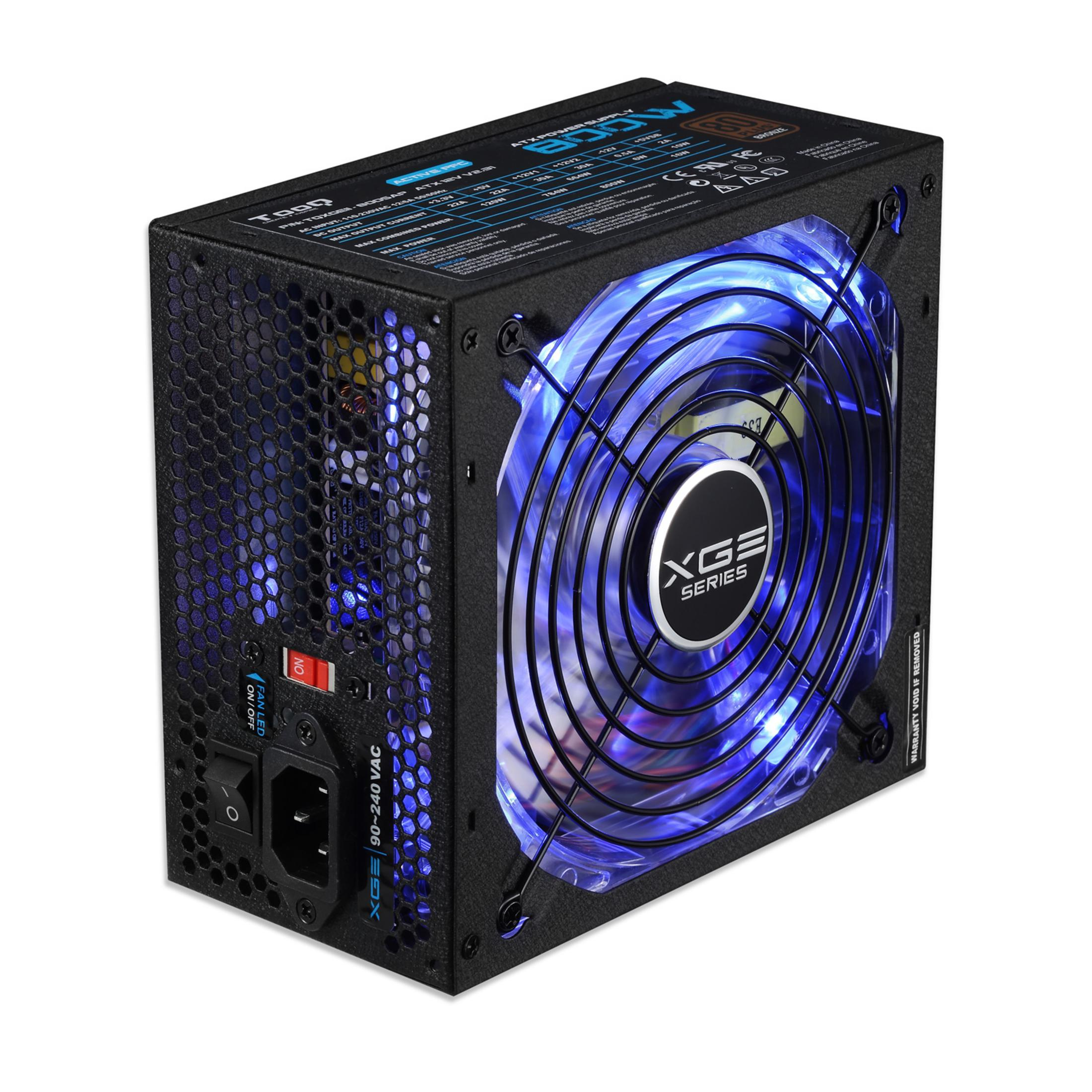 Un alimentatore nero con ventola illuminata di blu e logo "XGE SERIES".
