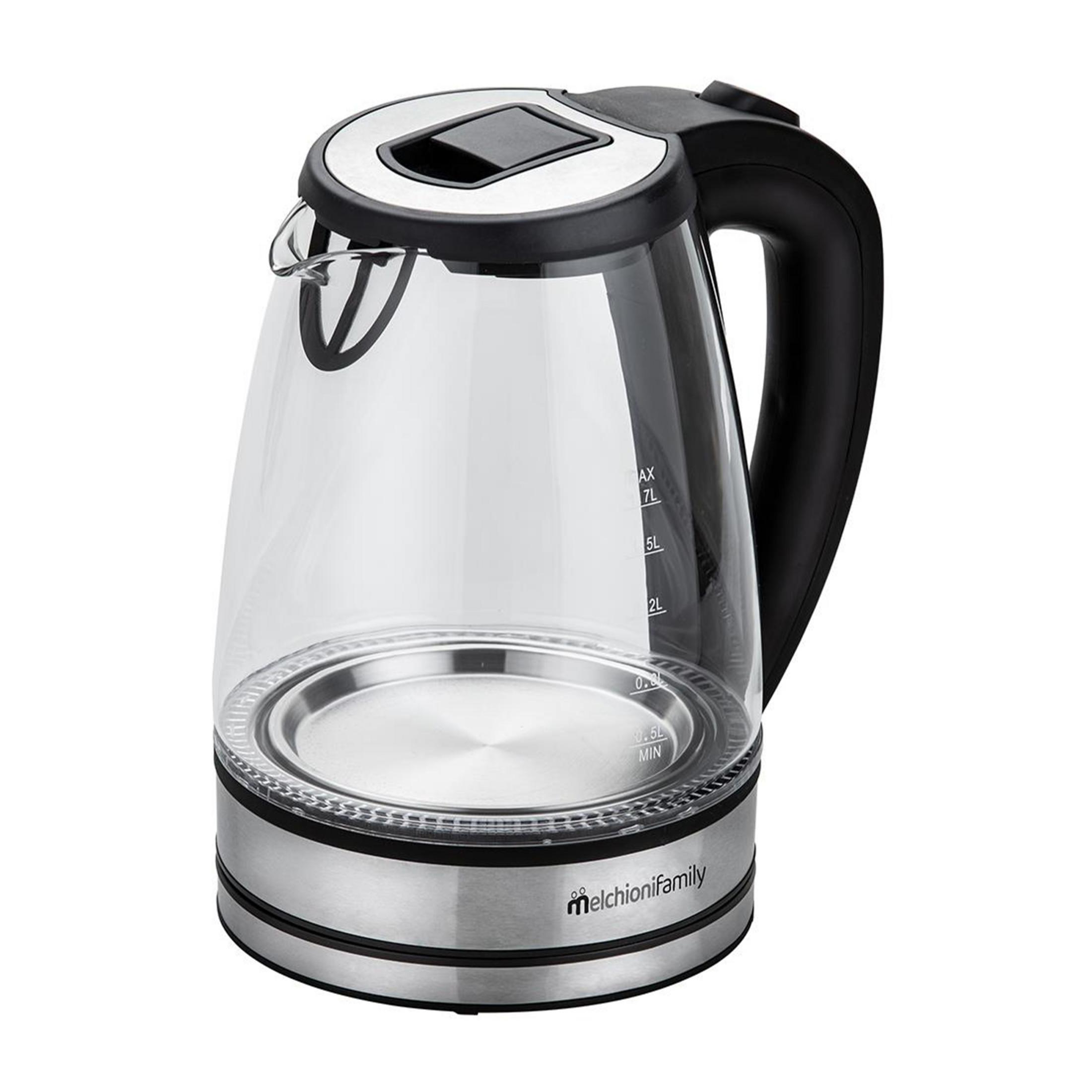 Un hervidor de agua de vidrio con asa negra y base plateada.