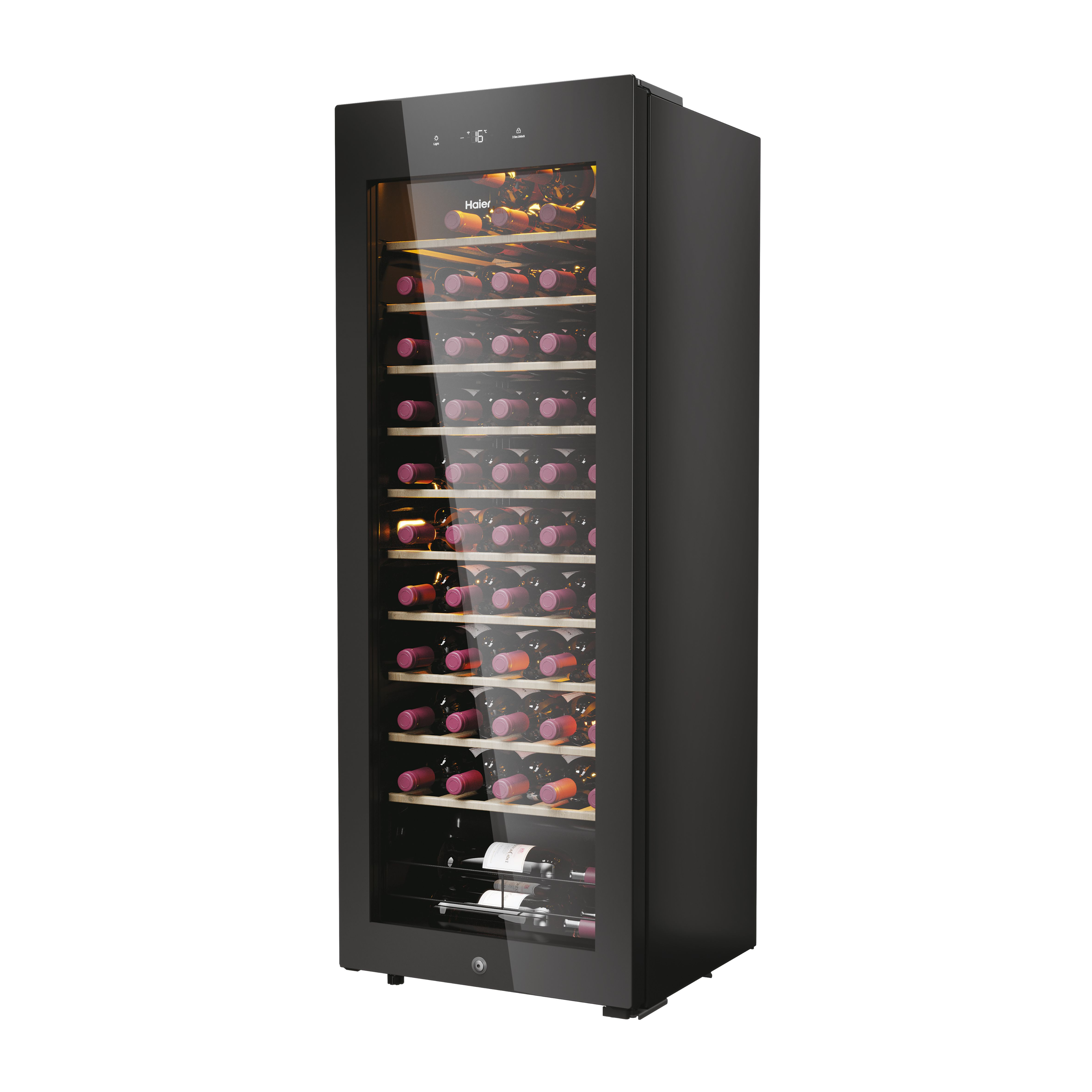 Cantinetta vino nera con porta in vetro, piena di molte bottiglie di vino.