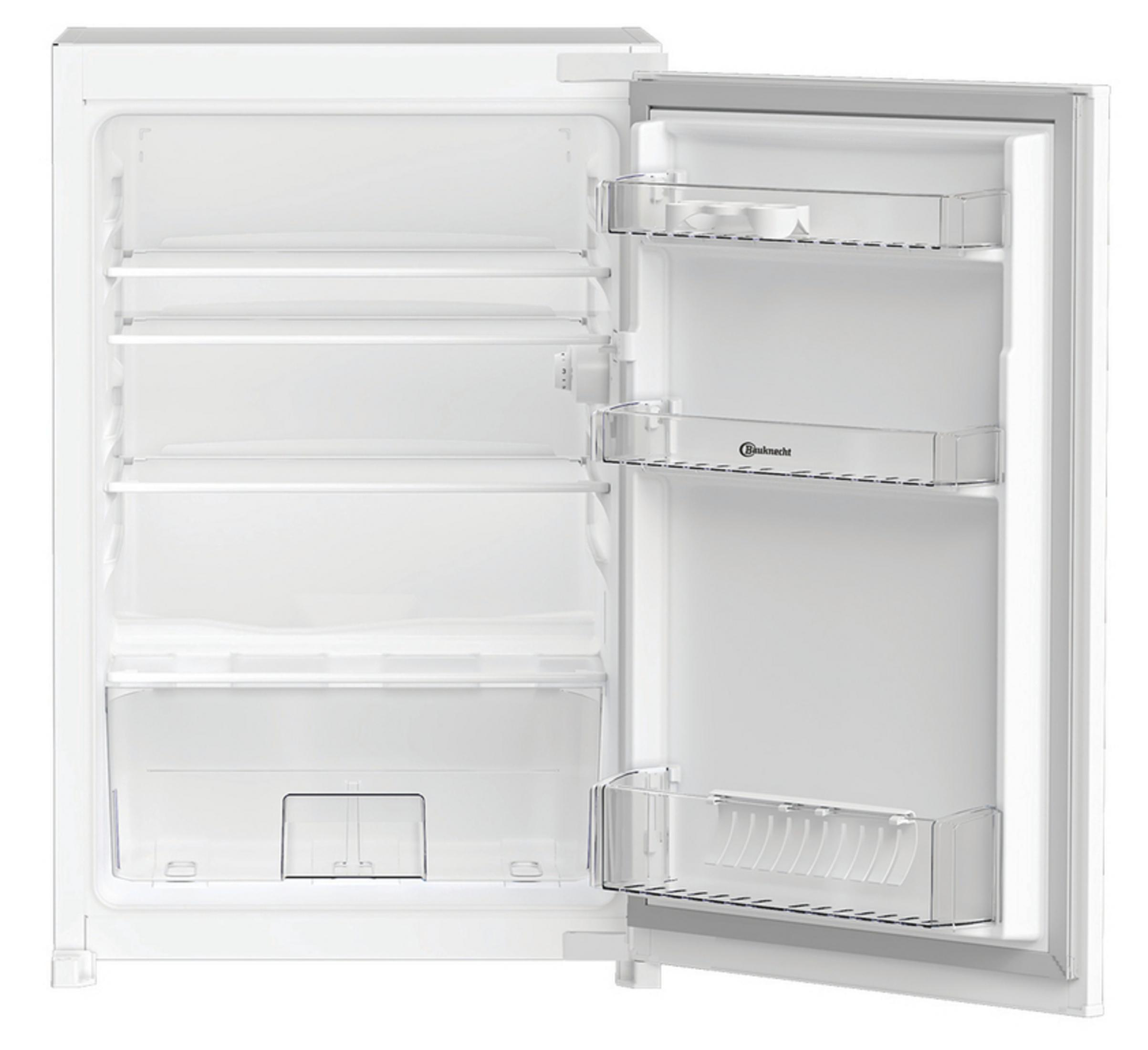 Ein offener weißer Kühlschrank mit mehreren Regalen und Türfächern.