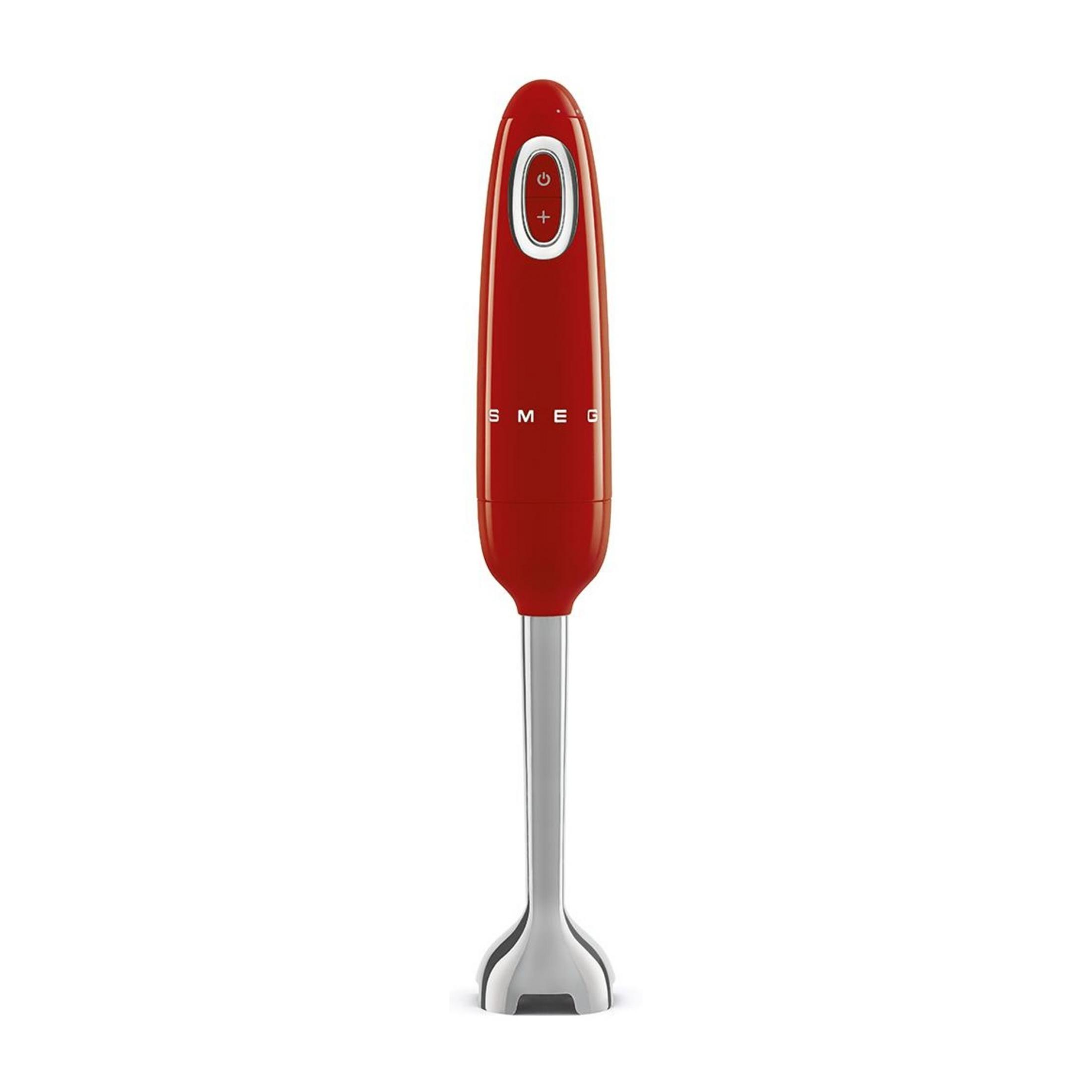 Ein roter SMEG-Stabmixer mit silbernem Schaft und Knöpfen.