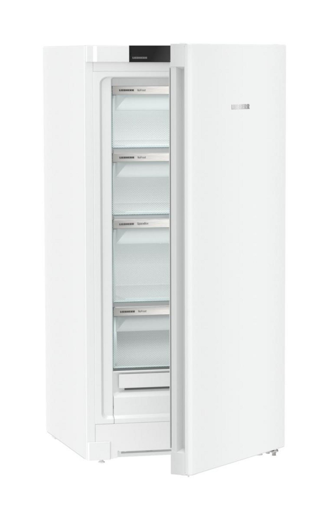 Un frigorifero bianco con la porta aperta, che rivela cassetti all'interno.