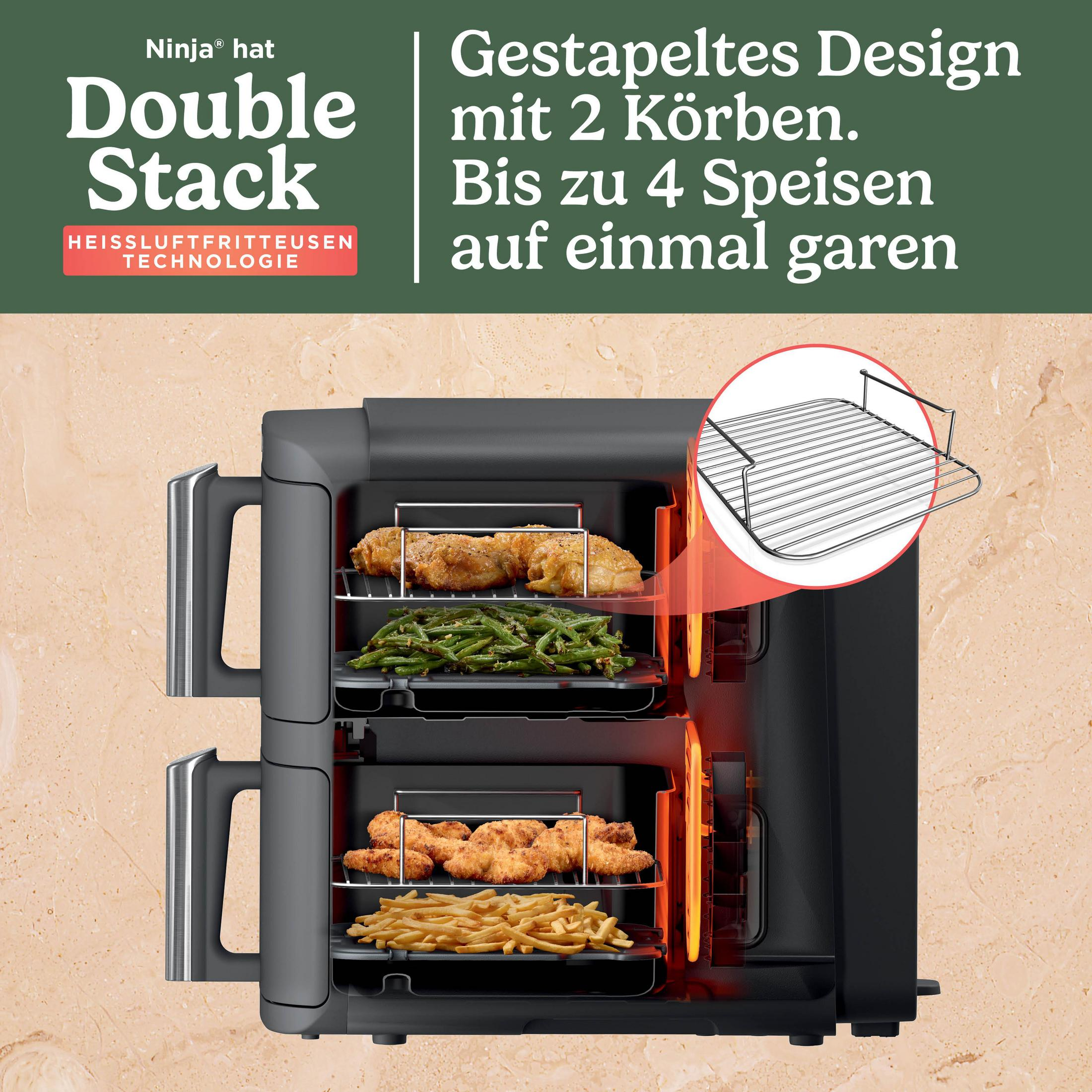 Frytkownica Ninja Double Stack z dwoma rusztami, wypełniona kurczakiem i frytkami.