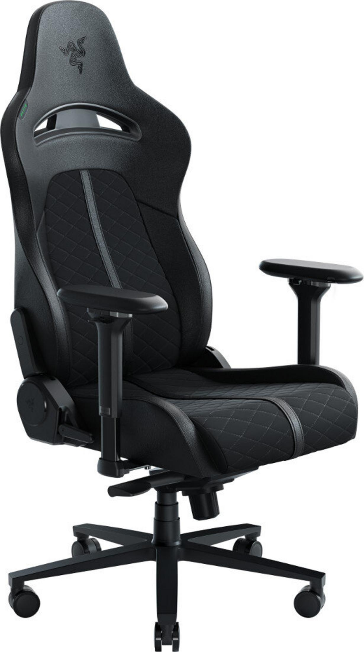 Ein schwarzer Gaming-Stuhl mit gesteppter Sitzfläche und Razer-Logo.