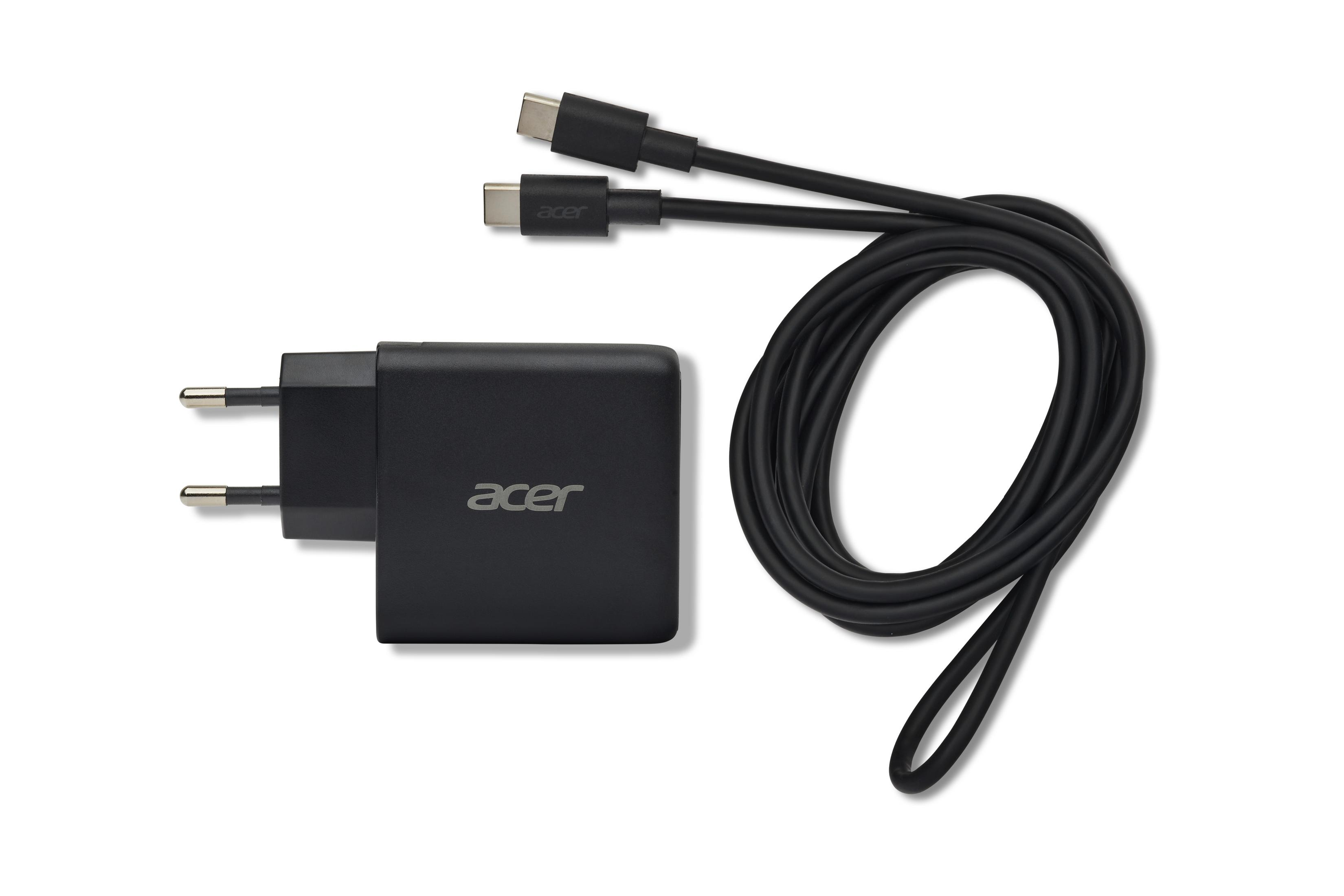 Adaptateur secteur Acer noir avec deux câbles USB-C sur fond blanc.