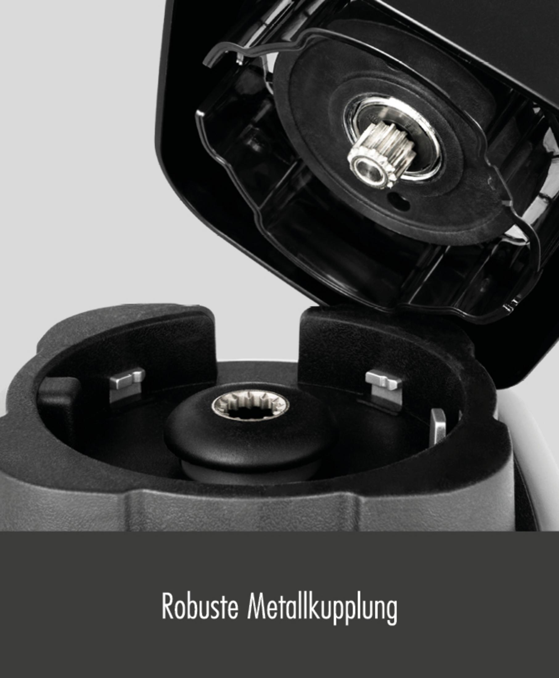 Detailaufnahme der robusten Metallkupplung eines Mixers, die obere Klappe ist geöffnet.