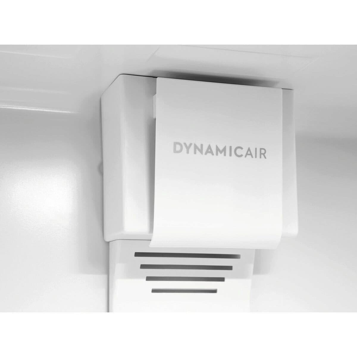 Biały nawiewnik z napisem DYNAMIC AIR i poziomymi żaluzjami.