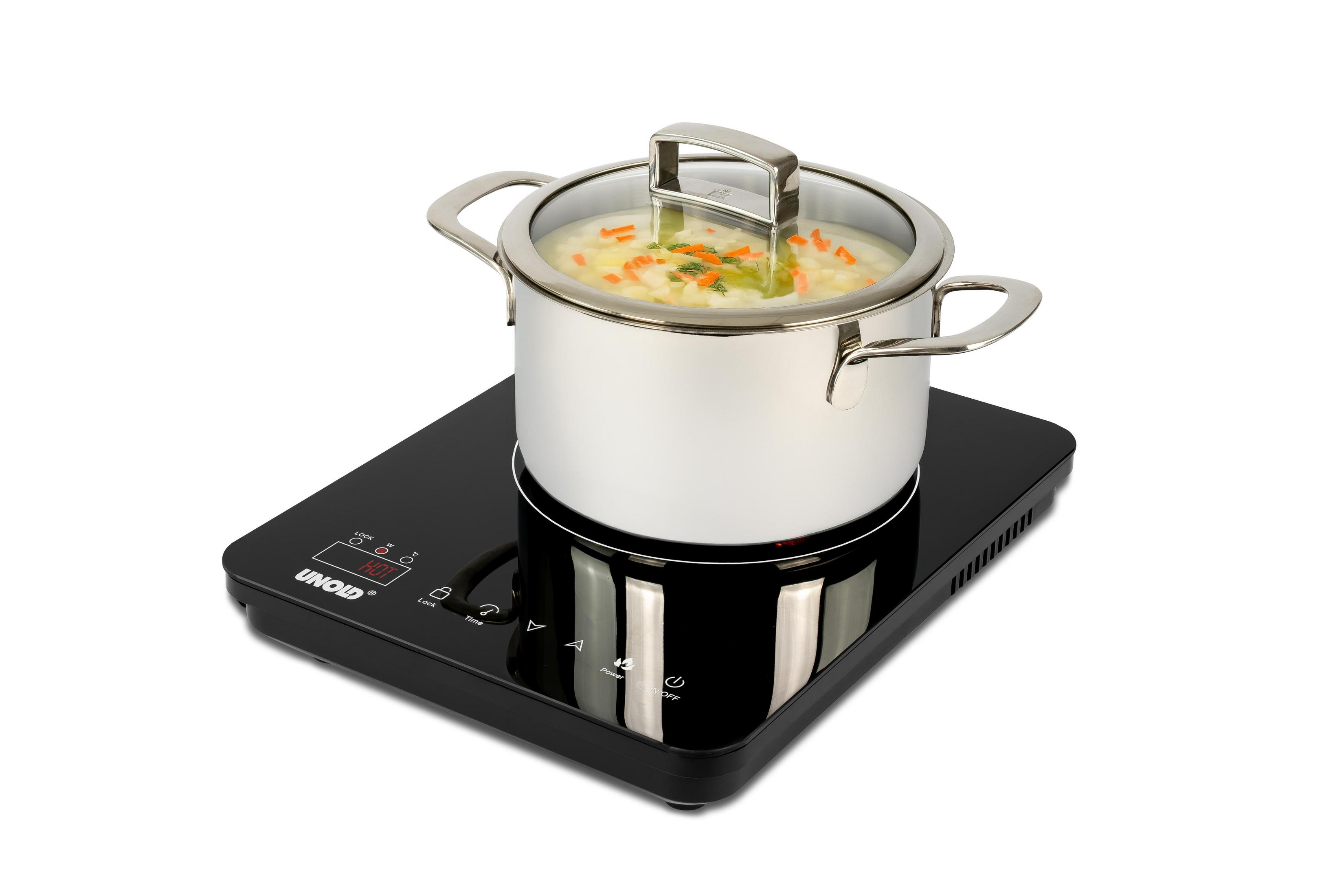 Ein Topf mit Suppe steht auf einem schwarzen Induktionskochfeld mit der Anzeige "HOT".
