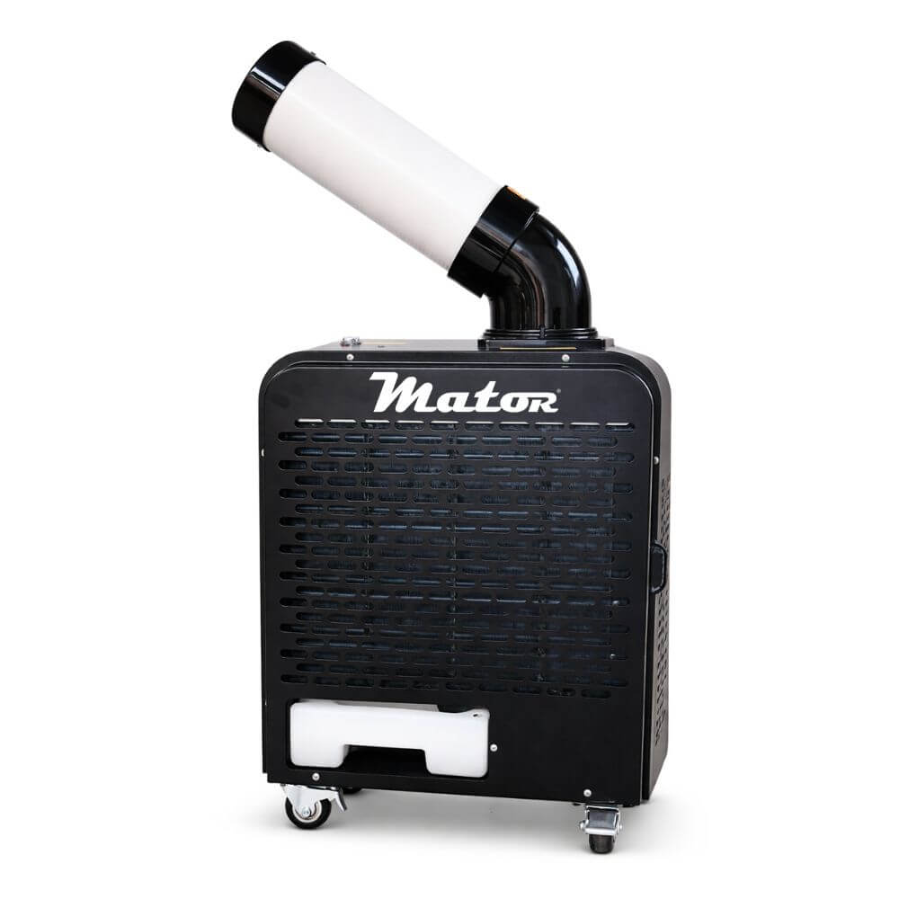 Máquina de humo negra con tubo de salida blanco sobre ruedas.