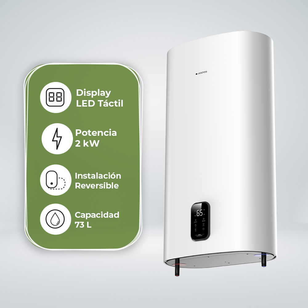 Un calentador de agua blanco con pantalla LED y caja de información verde: 73L, 2kW, instalación reversible.