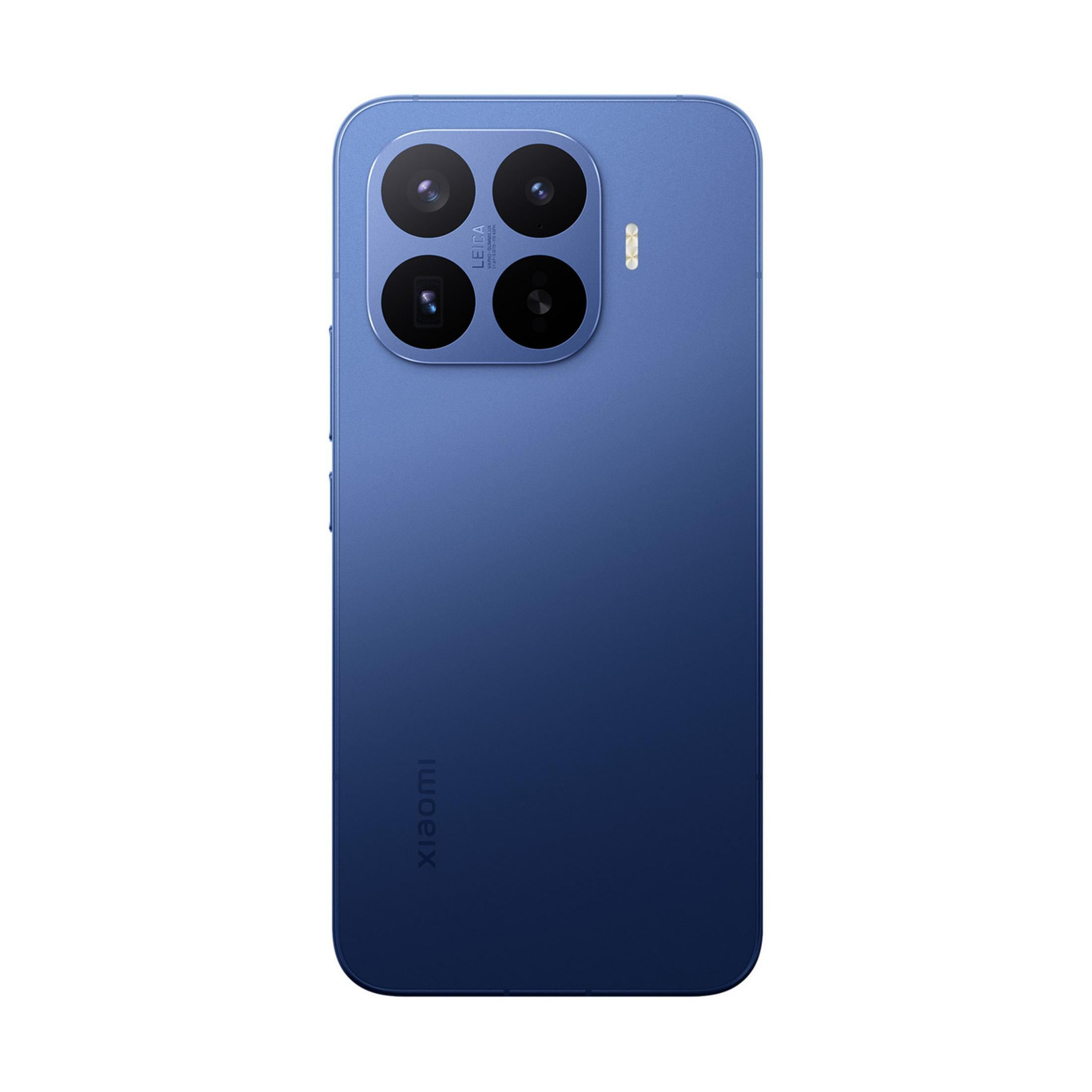 Achterkant van een blauwe smartphone met vier camera's en Xiaomi-logo.