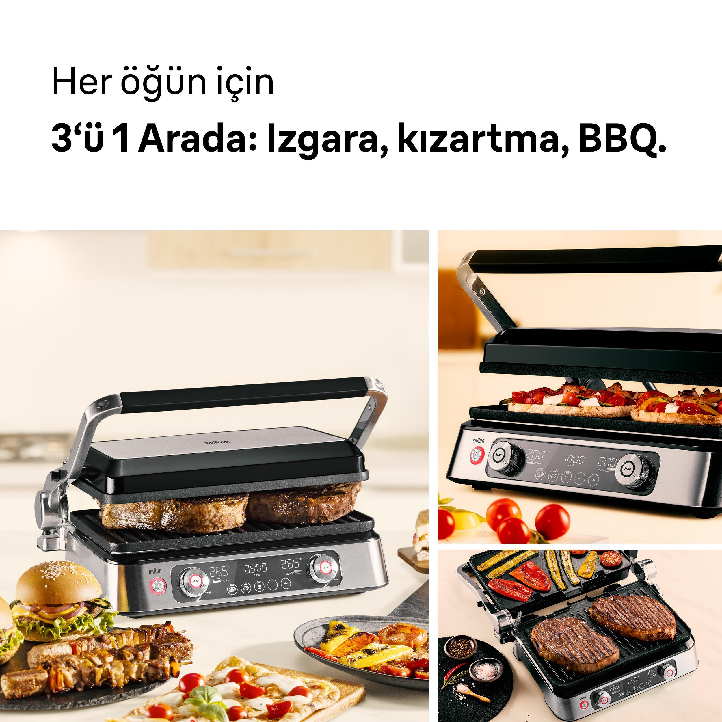 Ein Grill mit Steaks, Burgern, Spießen, Pizza und Gemüse.