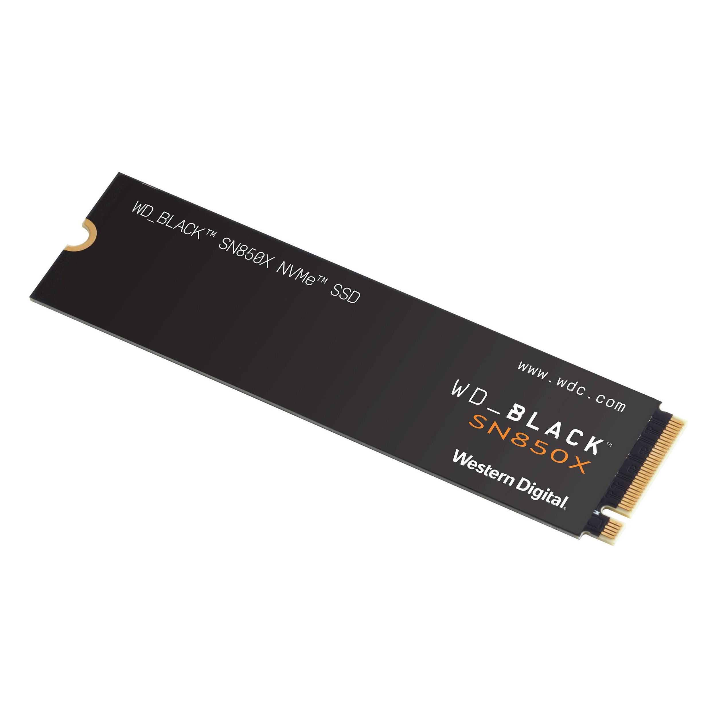 Un SSD NVMe WD_BLACK SN850X nero con connettori dorati su sfondo bianco.