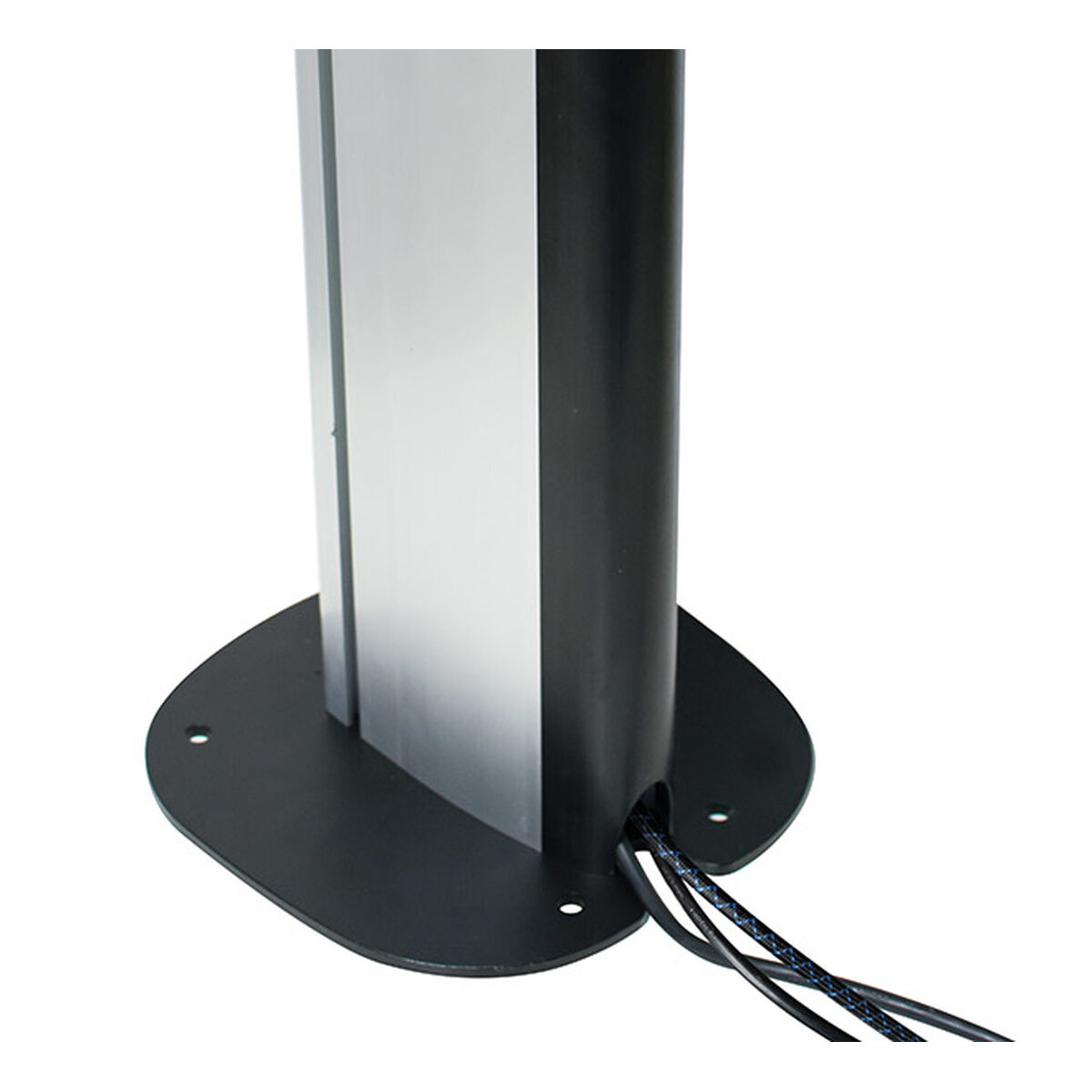 Metallpfosten mit schwarzer Basis und Kabeldurchführung.