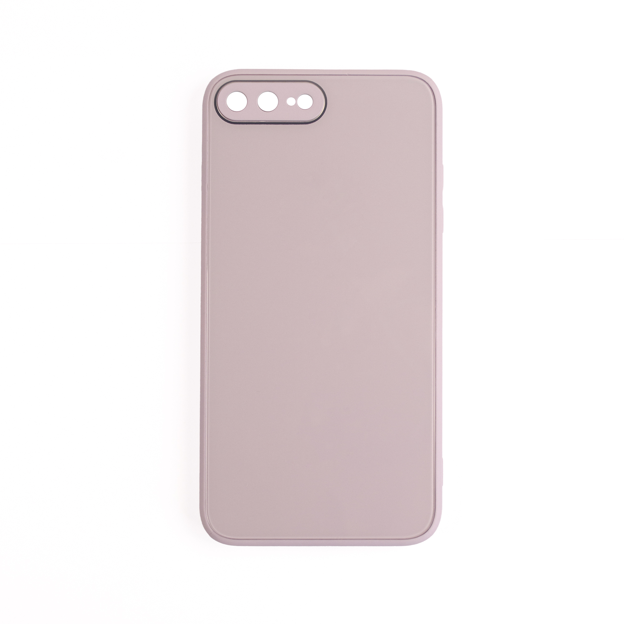 Kamera lensi için kesik yeri olan pembe telefon kılıfı.