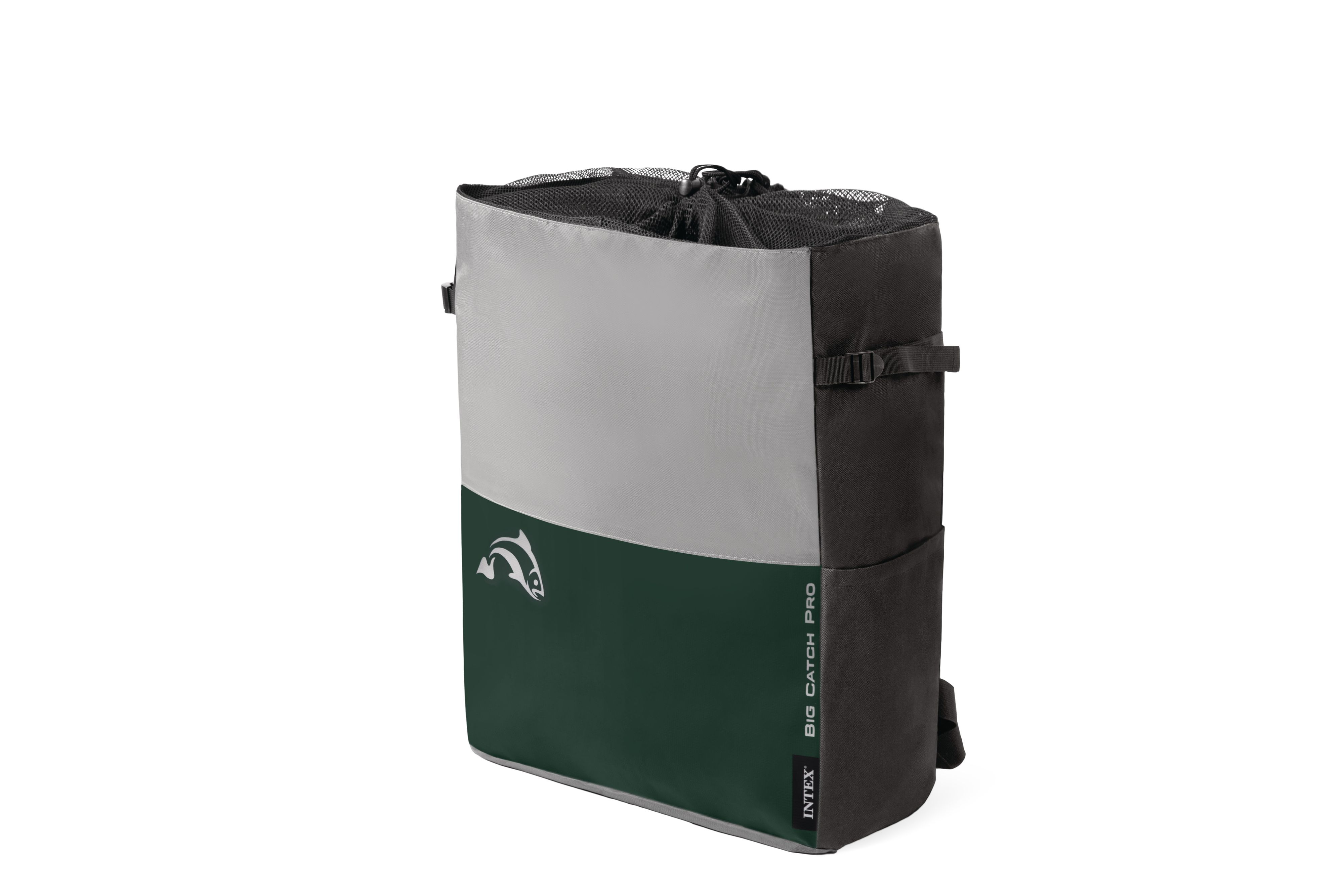 Ein grauer und dunkelgrüner Rucksack mit einem Fischlogo und Netzoberteil.