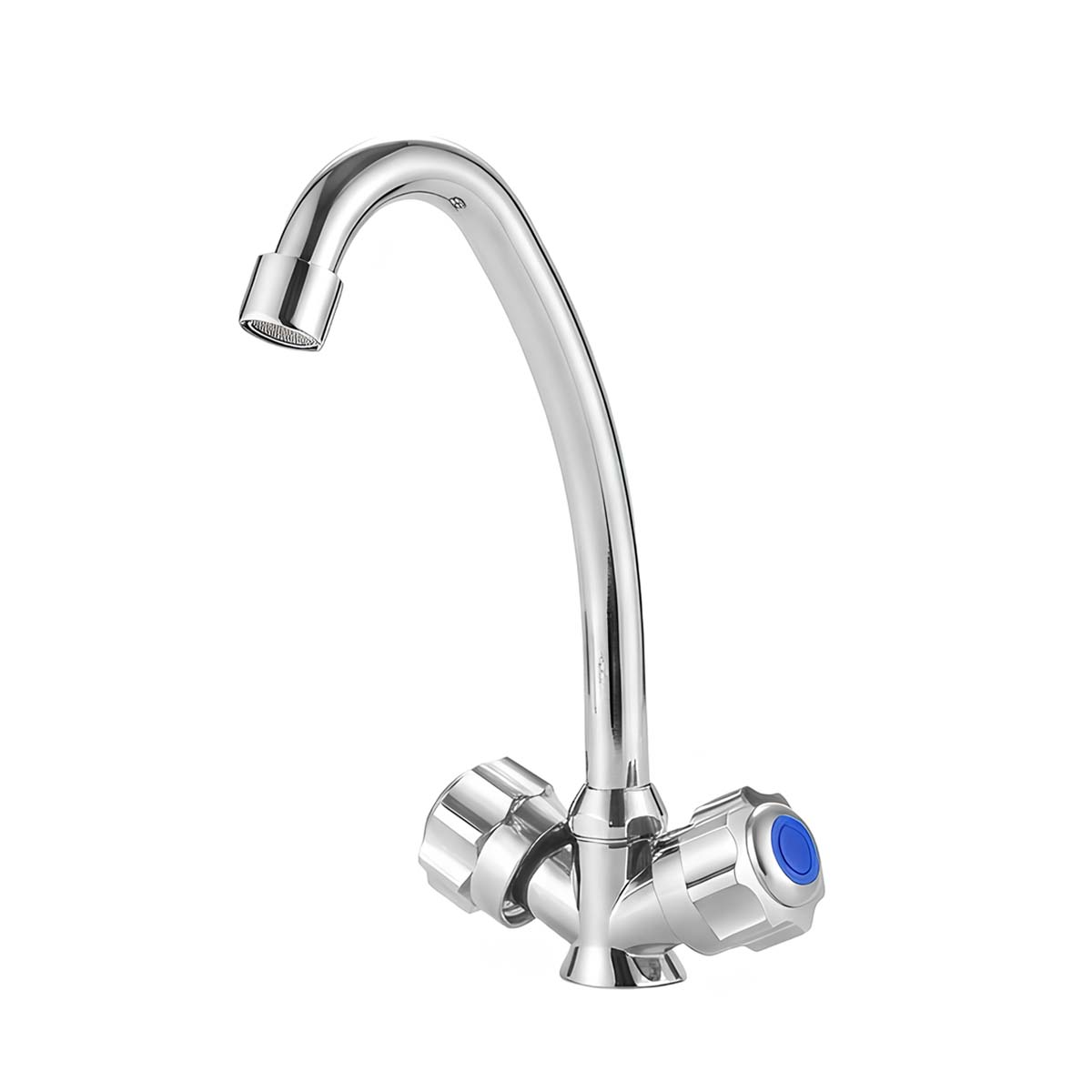 Ein glänzender Chromwasserhahn mit zwei silbernen Griffen und einem blauen Knopf.