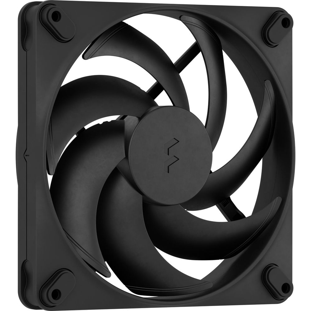 Ein schwarzer Computerlüfter mit gebogenen Rotorblättern und einem Logo in der Mitte.
