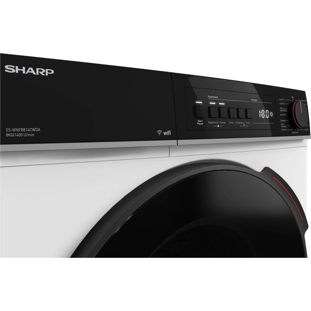 Eine weiße Waschmaschine mit schwarzer Tür und Bedienfeld. Das SHARP-Logo ist sichtbar.