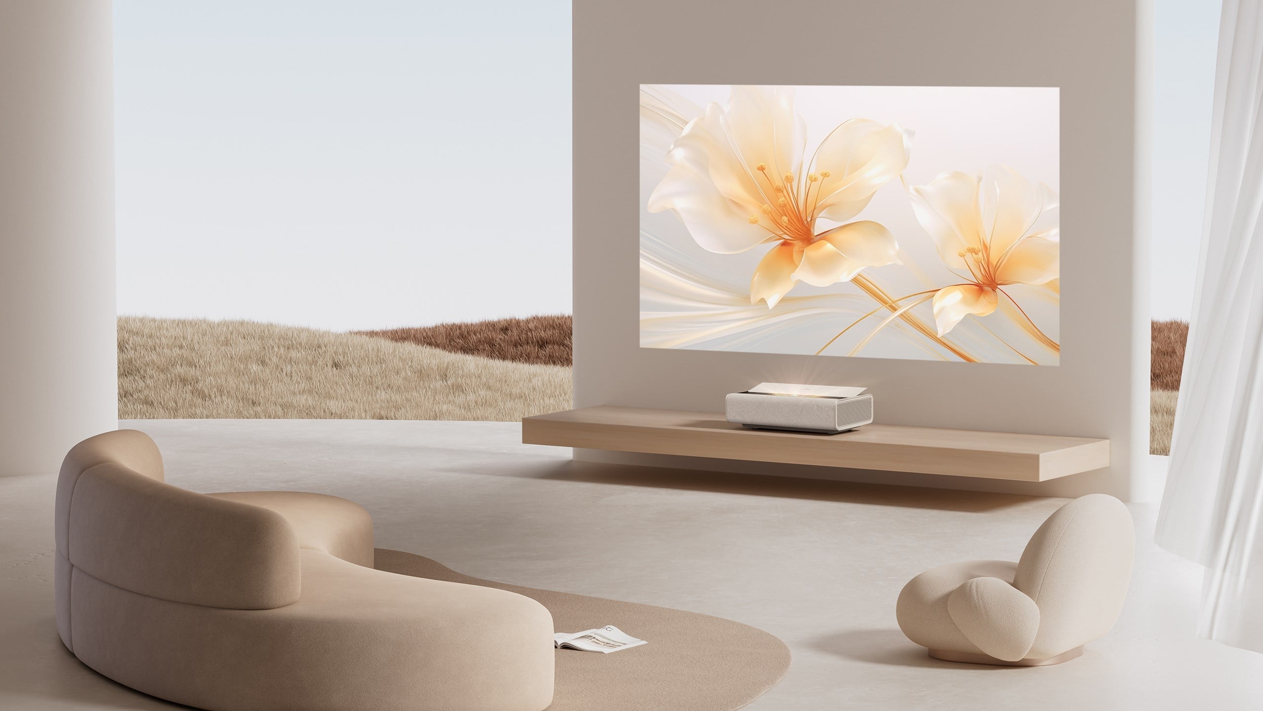Een moderne woonruimte met een projector die bloemen op een scherm toont.