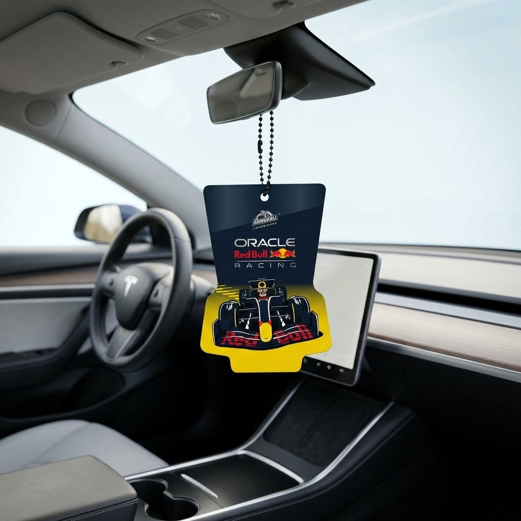 Un deodorante per auto F1 Oracle Red Bull Racing è appeso in un'auto.