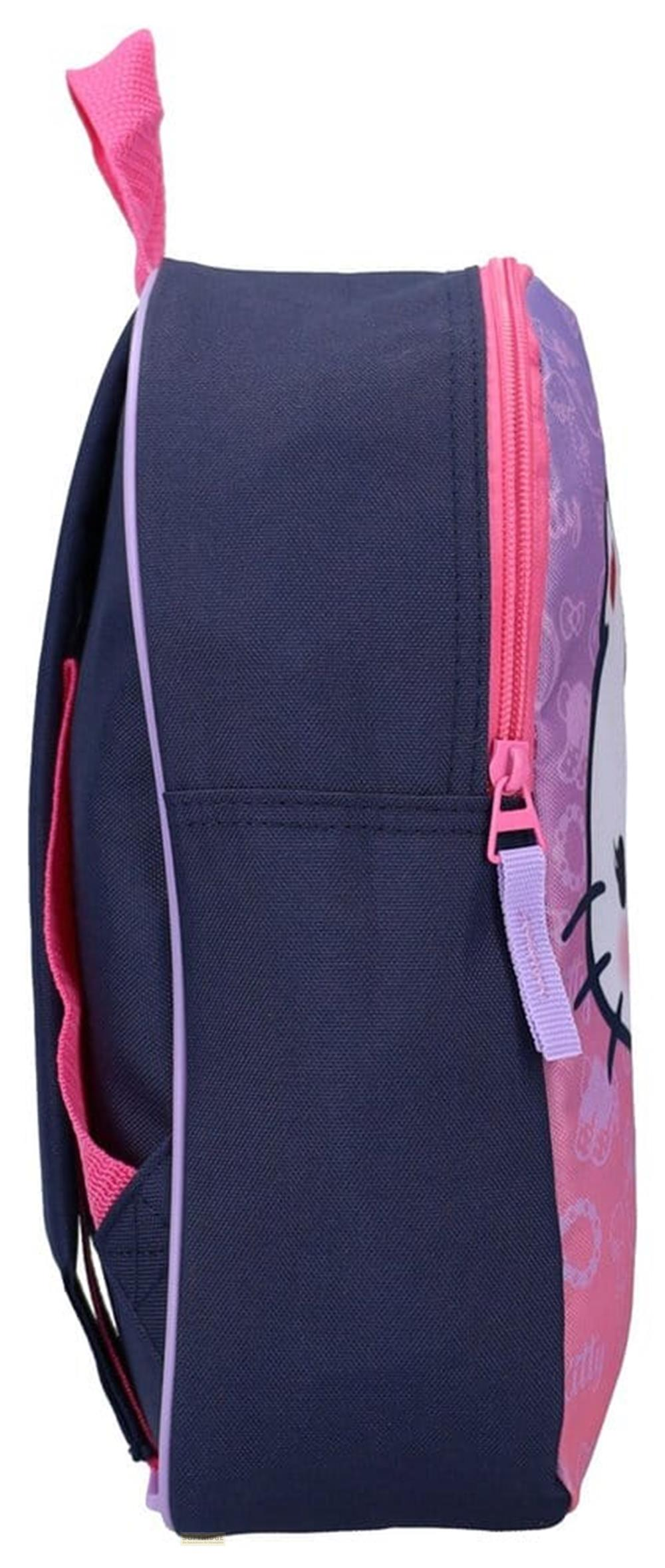 Una mochila azul marino con cremallera rosa y diseño de Hello Kitty.