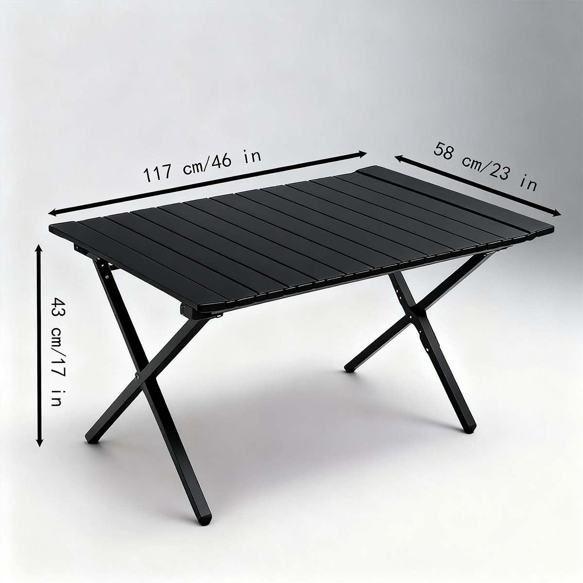 Schwarzer Klapptisch mit den Maßen 117x58x43 cm, auf X-förmigen Beinen stehend.
