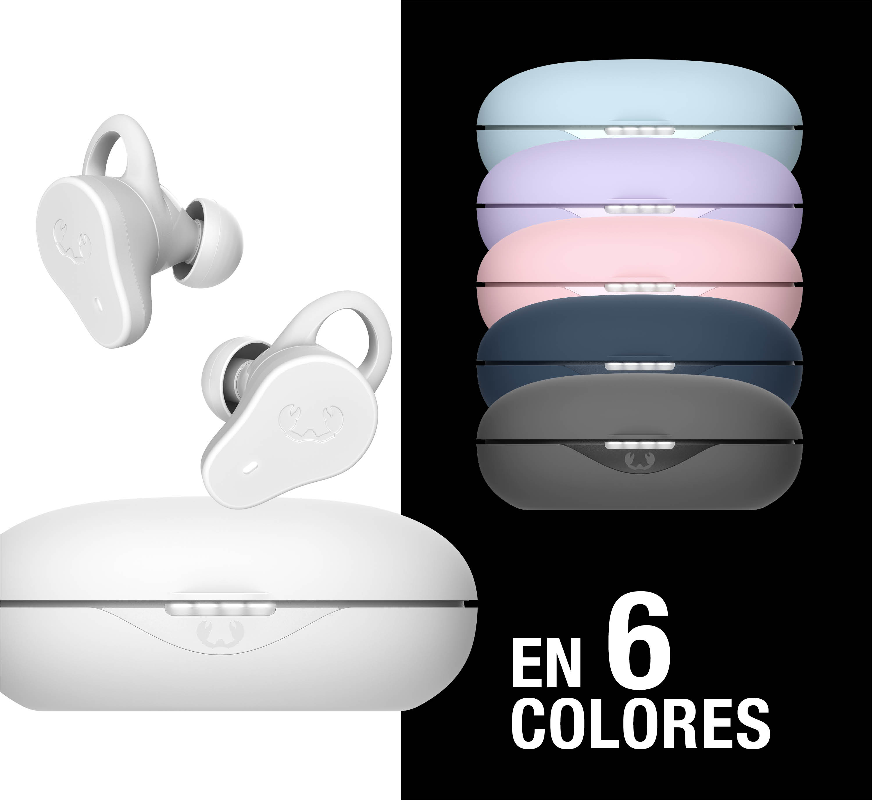 Auriculares y funda de carga blancos junto a fundas apiladas pastel.