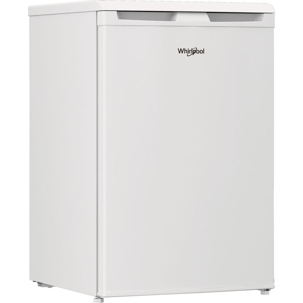 Een witte Whirlpool koelkast staat op een witte achtergrond.