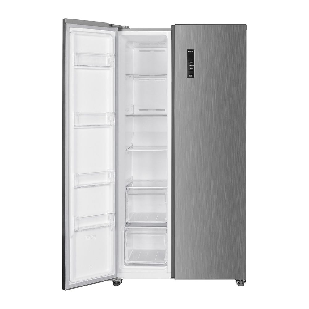 Frigorifero argentato con porta aperta, interno vuoto.