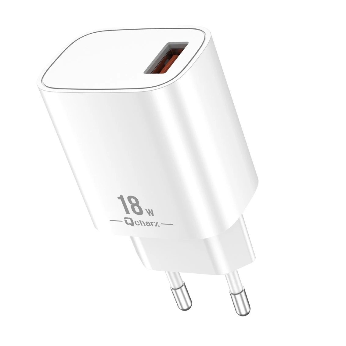 Un enchufe de carga blanco de 18W con un puerto USB-C y dos clavijas metálicas.