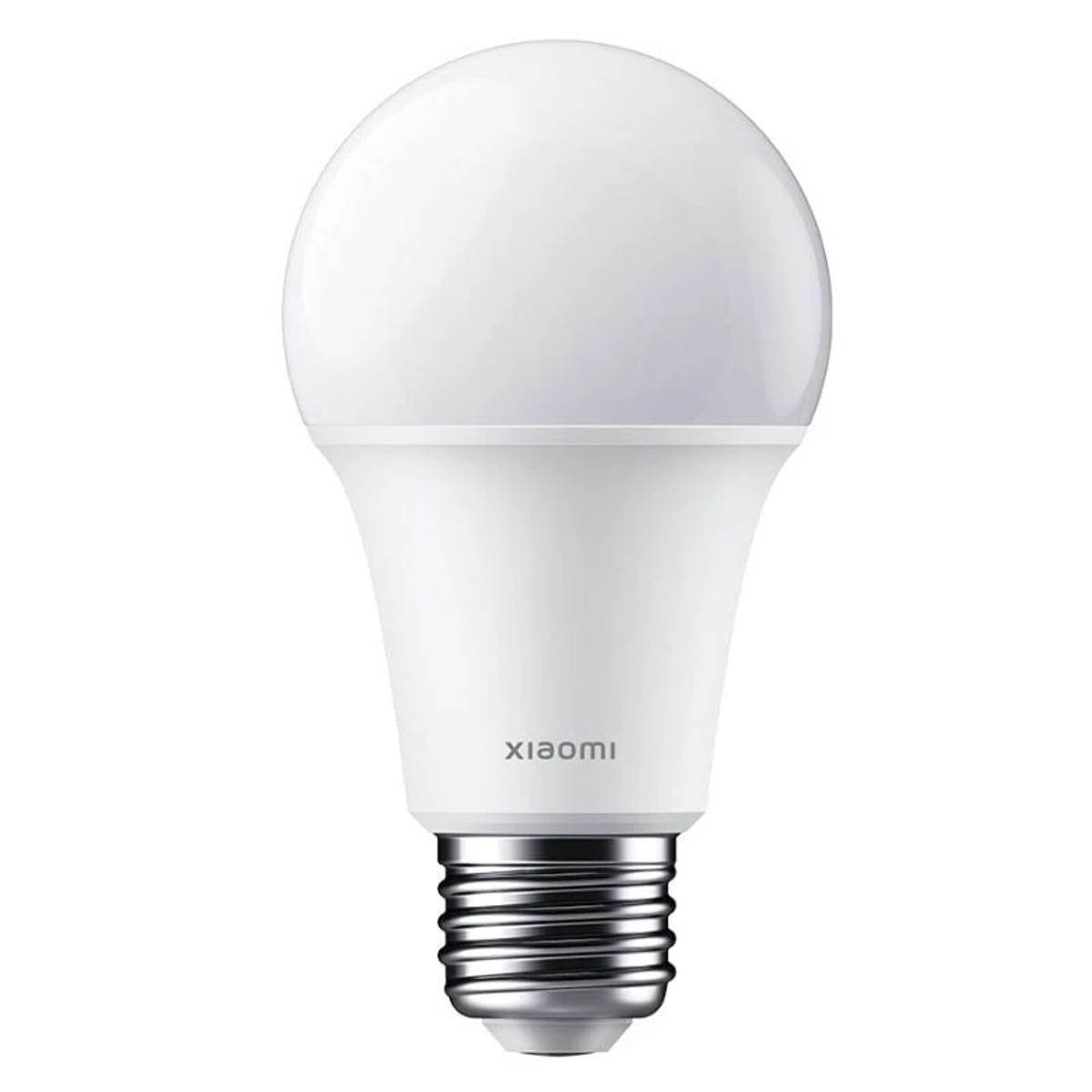 Una bombilla Xiaomi blanca con base metálica, aislada sobre fondo blanco.