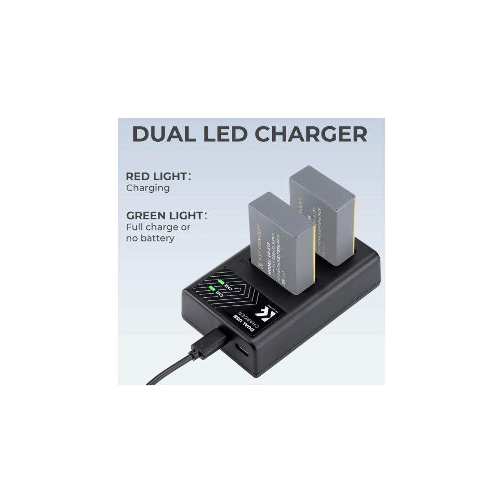 Twee grijze batterijen op een zwarte lader met kabel. Rood lampje geeft laden aan.