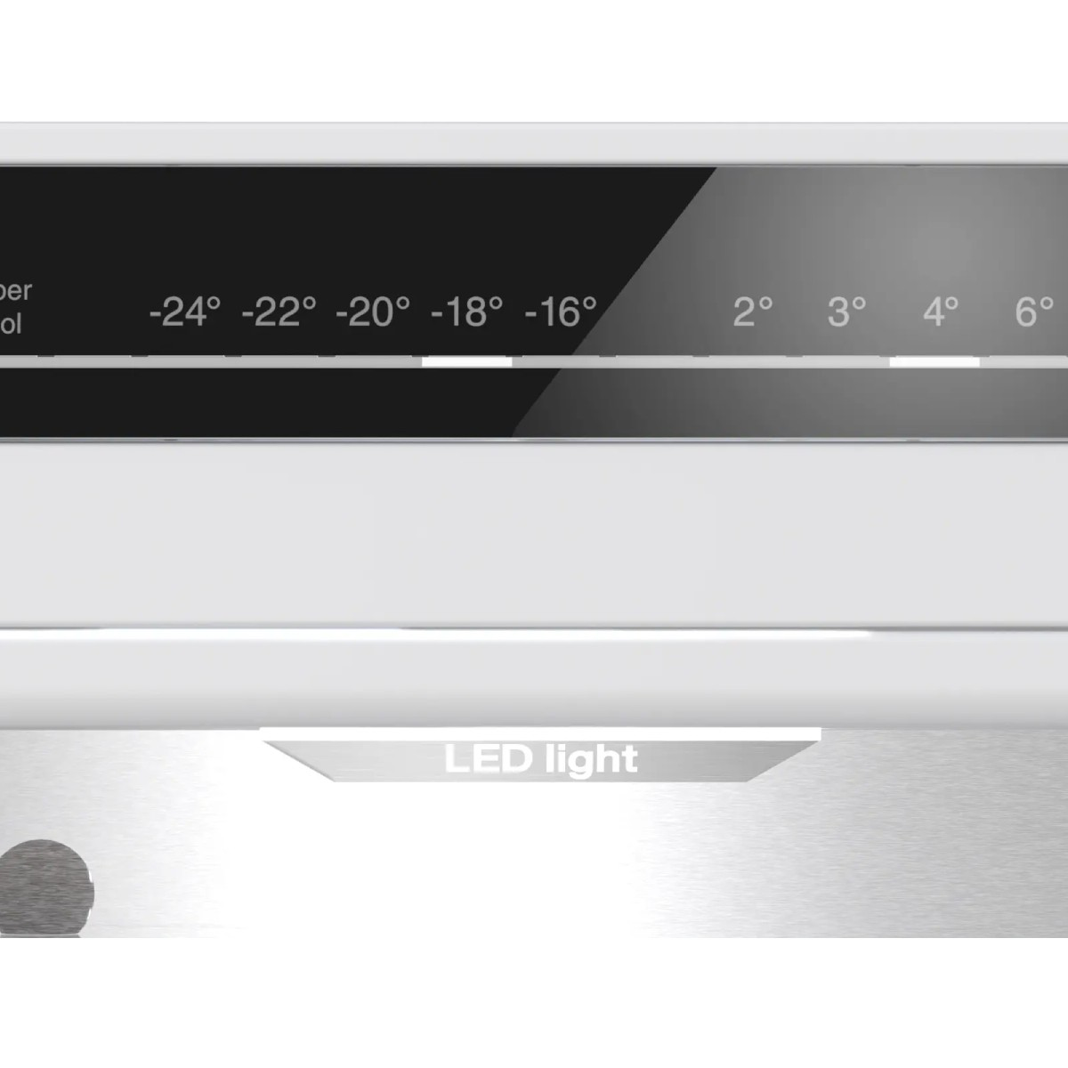Digitalanzeige mit Temperaturwerten von -24° bis 6° und "LED light".