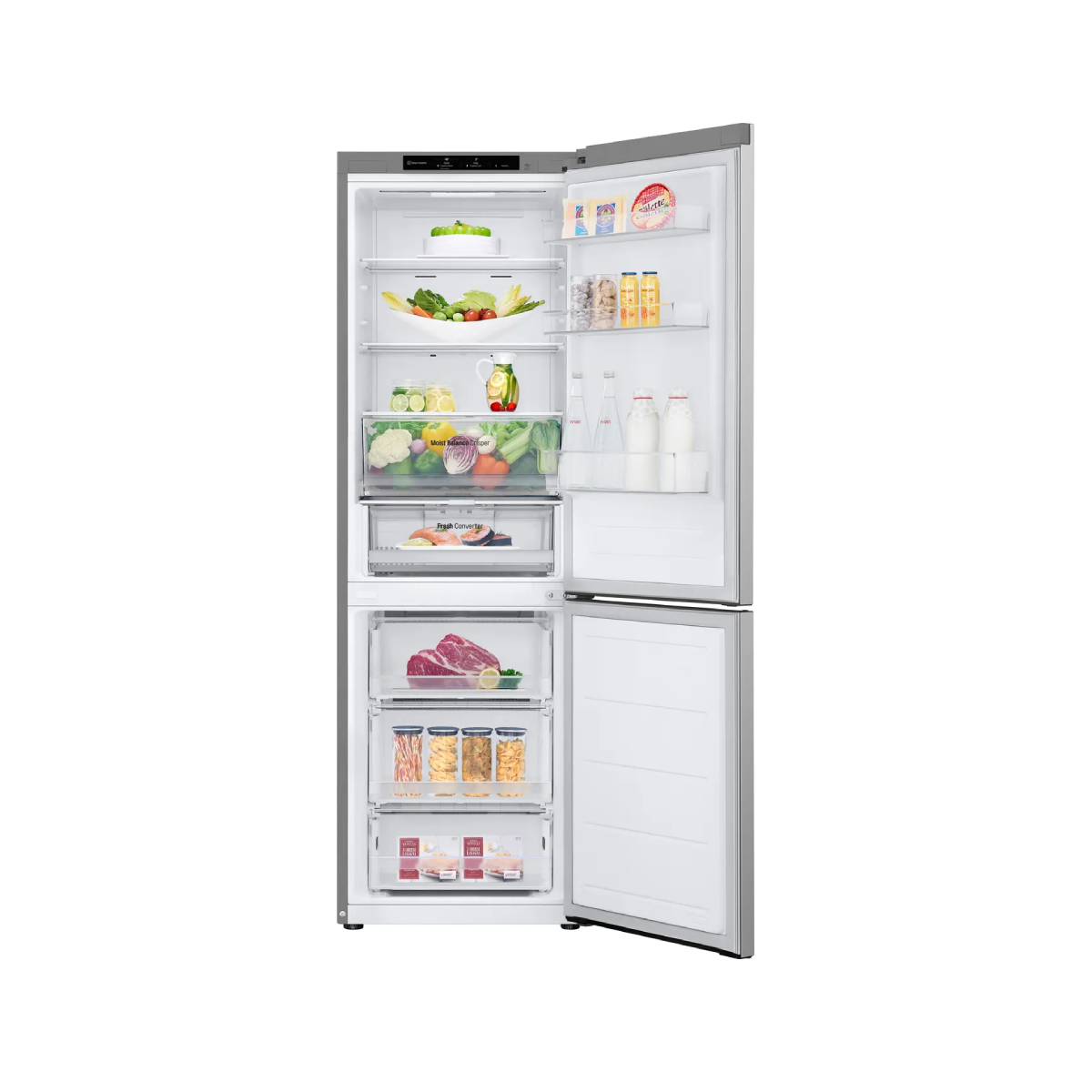 Un refrigerador abierto lleno de comida: verduras, carne, bebidas y queso.
