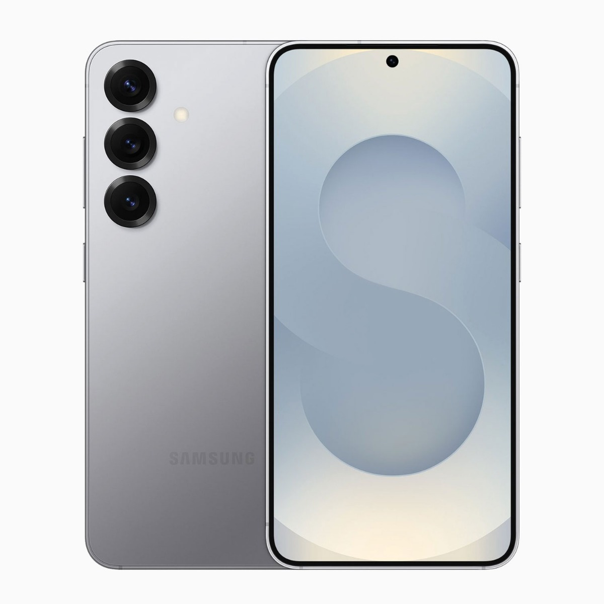 Uno smartphone Samsung argentato con tre fotocamere posteriori e uno schermo luminoso.