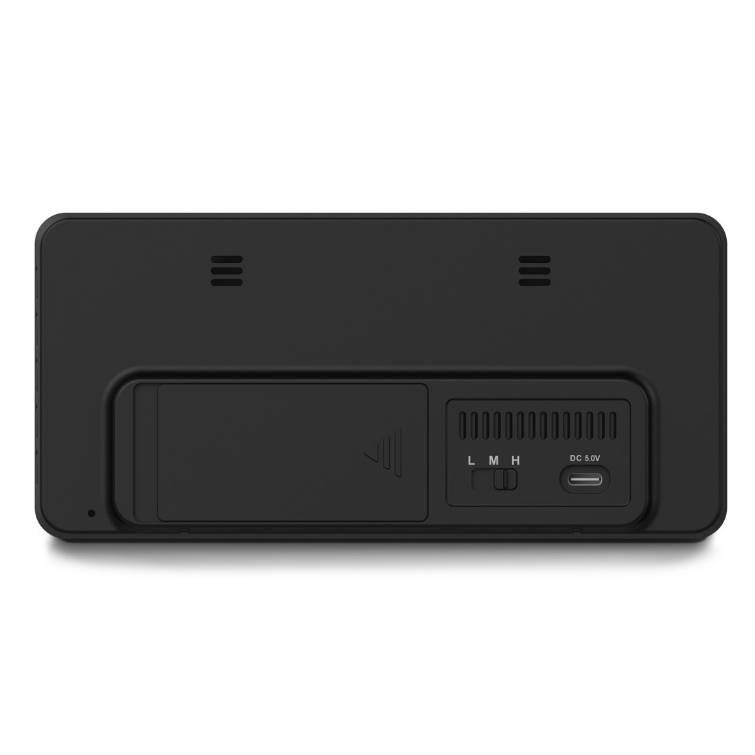 Vista trasera de un despertador digital negro con compartimento para pilas y puerto USB-C.