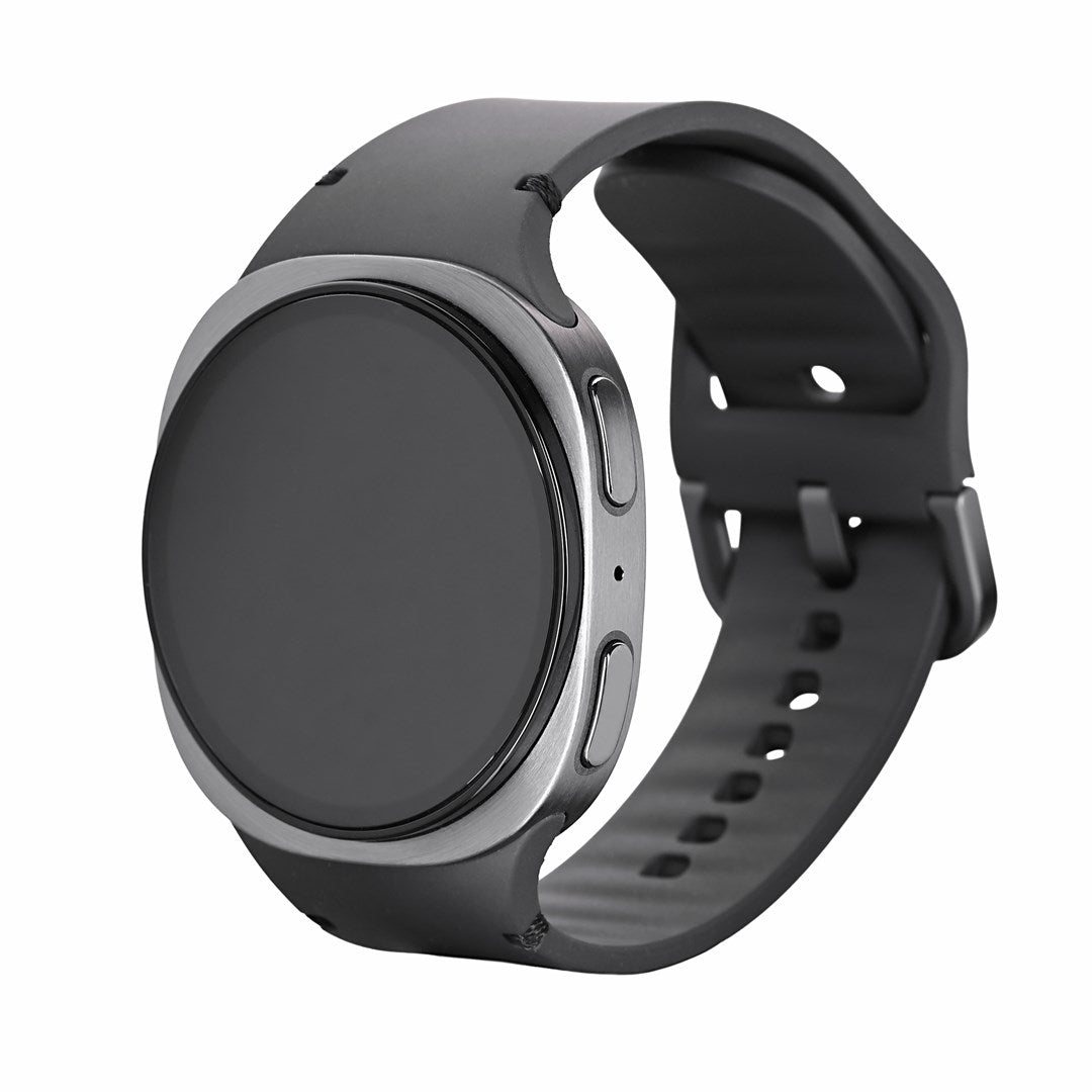 Eine runde schwarze Smartwatch mit Metallgehäuse und schwarzem Armband.