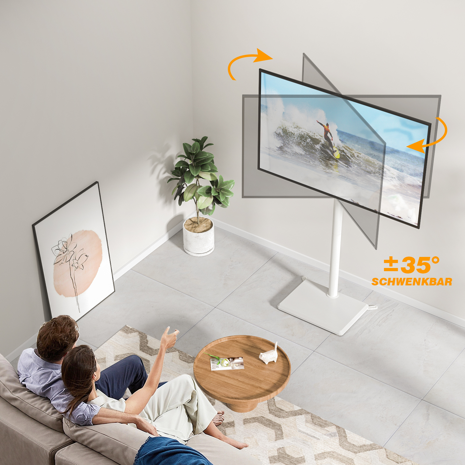 Ein Paar schaut einen Fernseher, der auf einem Ständer steht. Ein Bild hängt an der Wand.