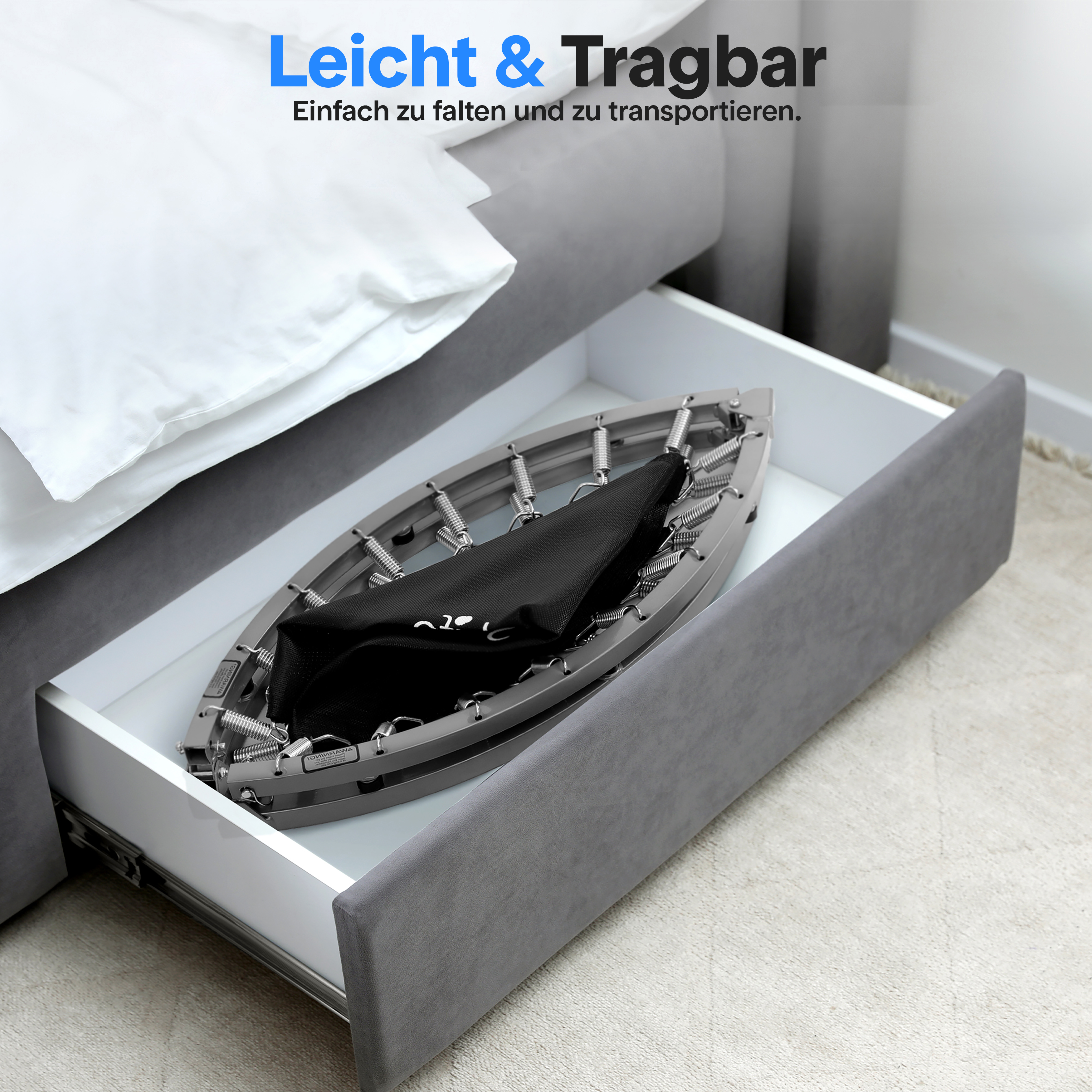 Ein zusammengeklappter Trampolinrahmen mit Sprungfedern in einer Schublade.