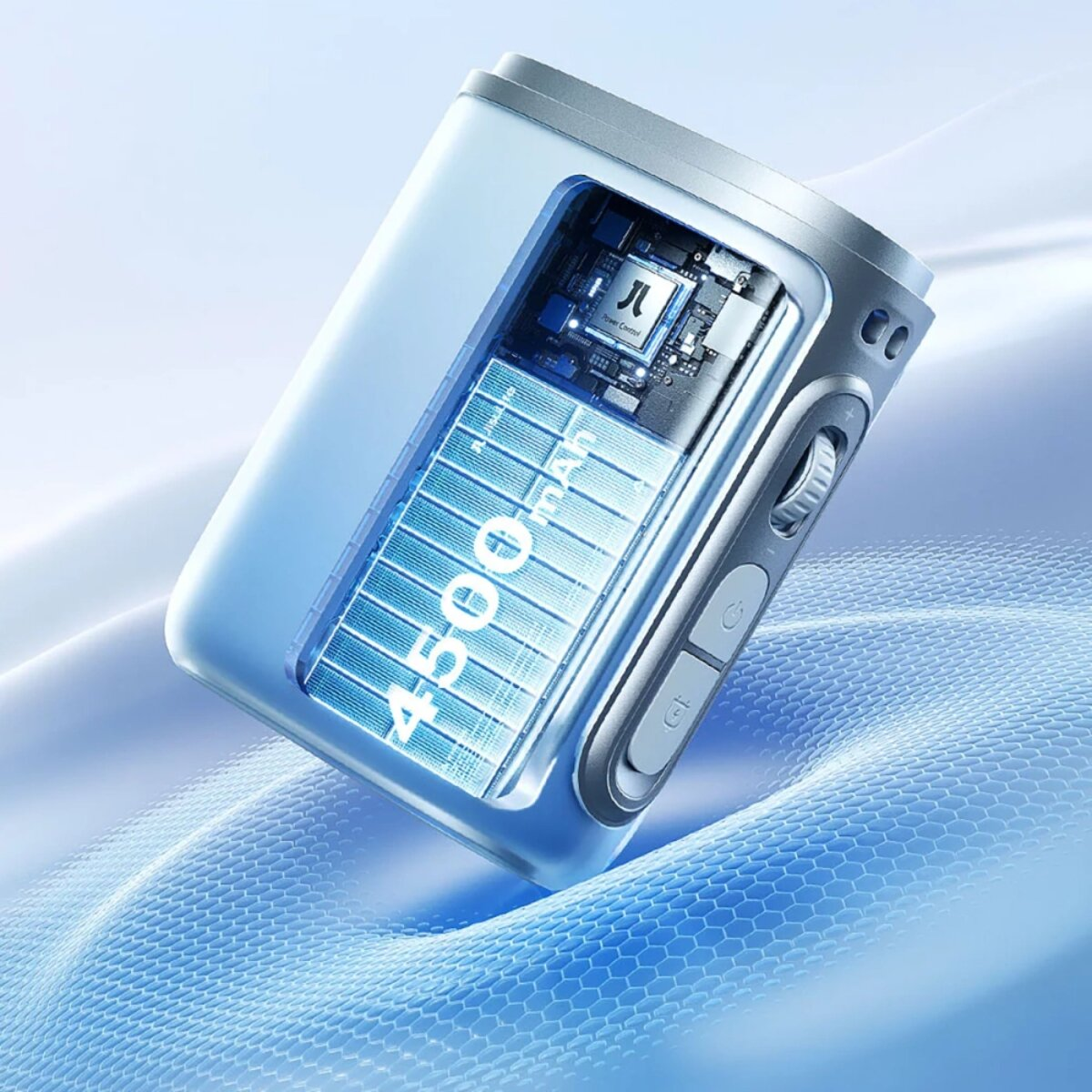 Un involucro trasparente rivela una batteria da 4500 mAh e un chip.