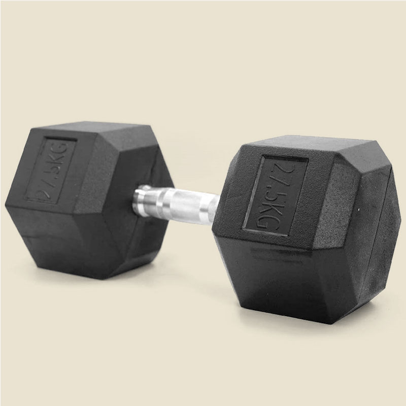 Una pesa de gimnasio negra con extremos hexagonales, marcada 27,5KG.