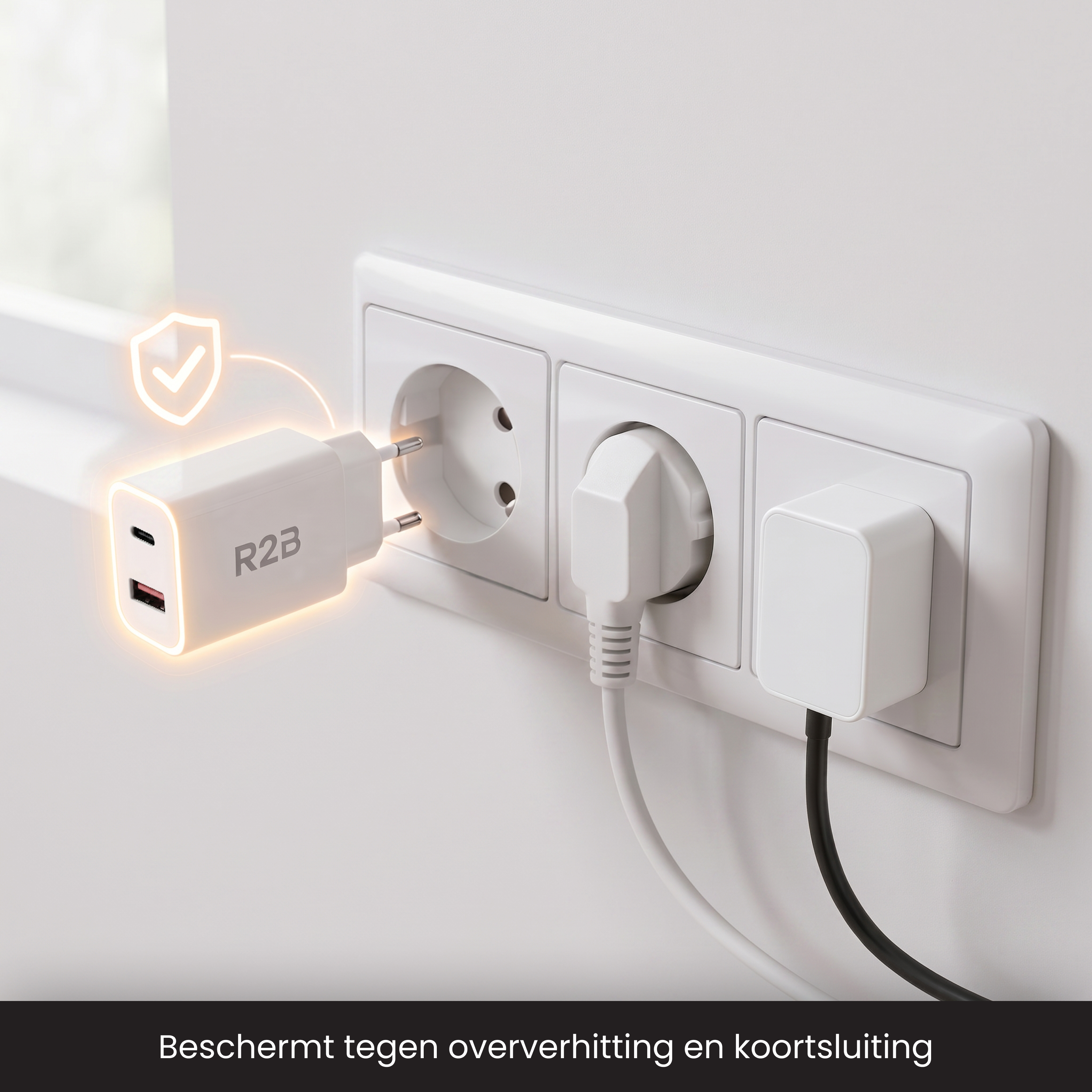 Deux fiches d'alimentation blanches et un chargeur USB branchés.
