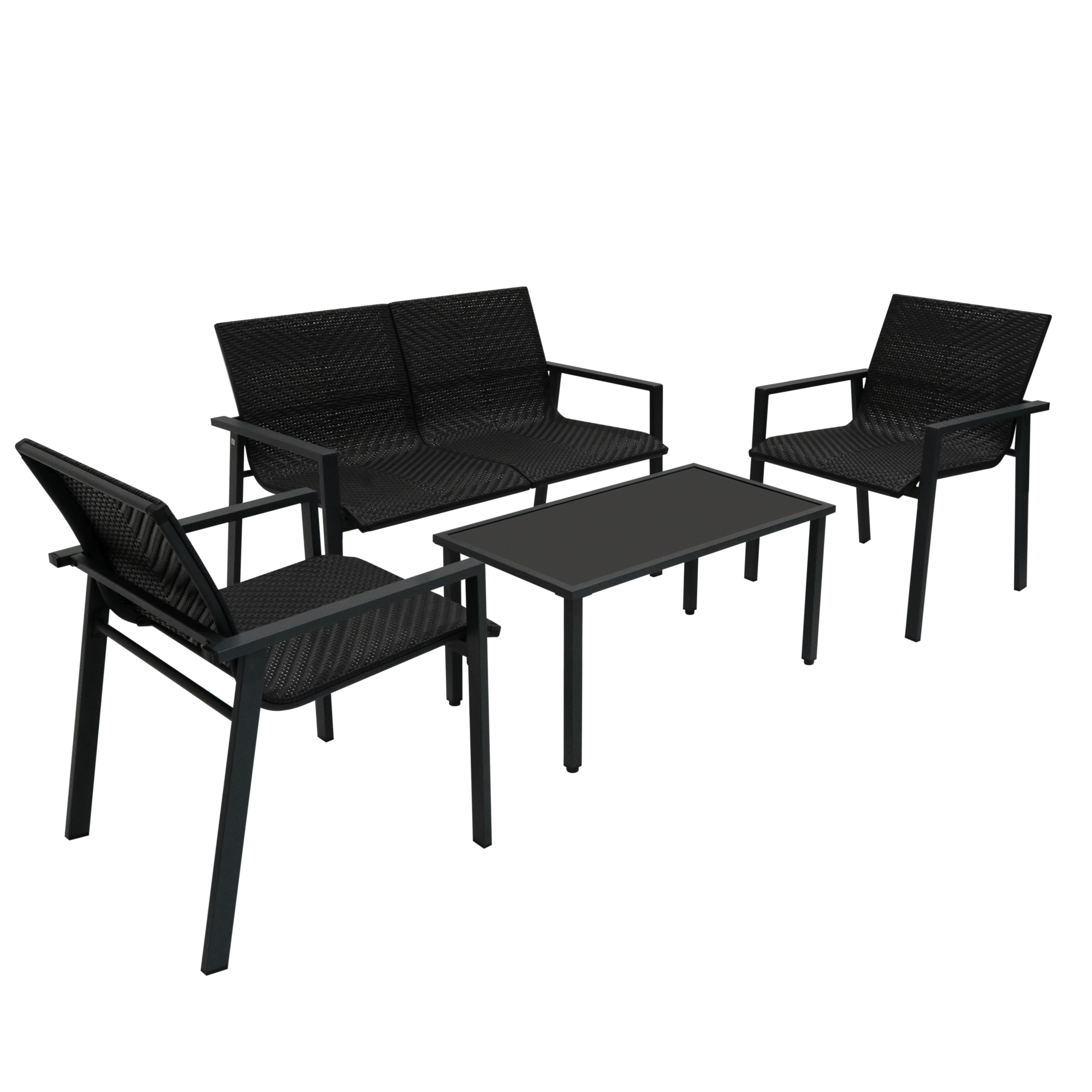 Un sofá negro de mimbre con dos sillones y una mesa de centro rectangular.