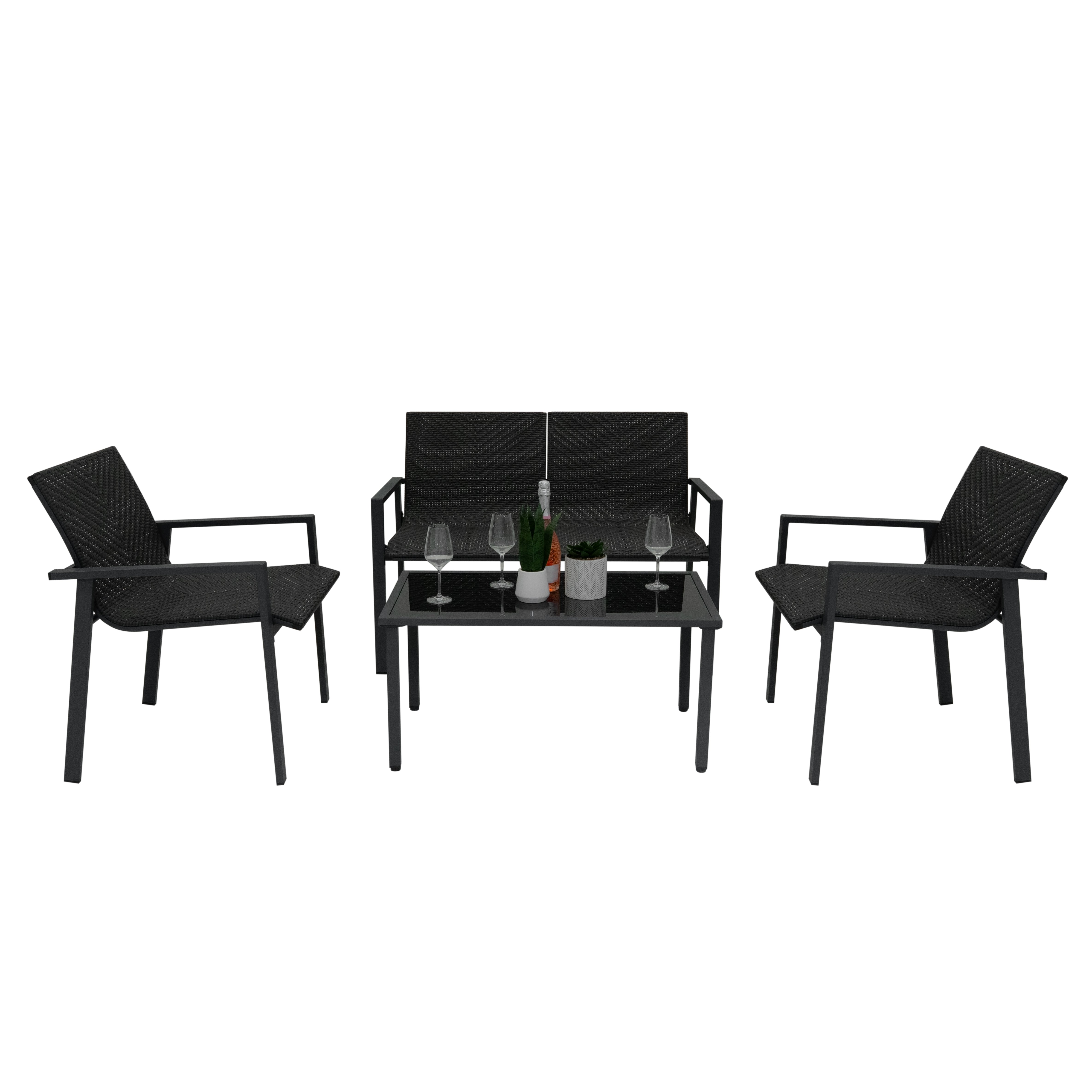 Conjunto de muebles de exterior negros con mesa, sofá y dos sillas, decorado con vasos y plantas.