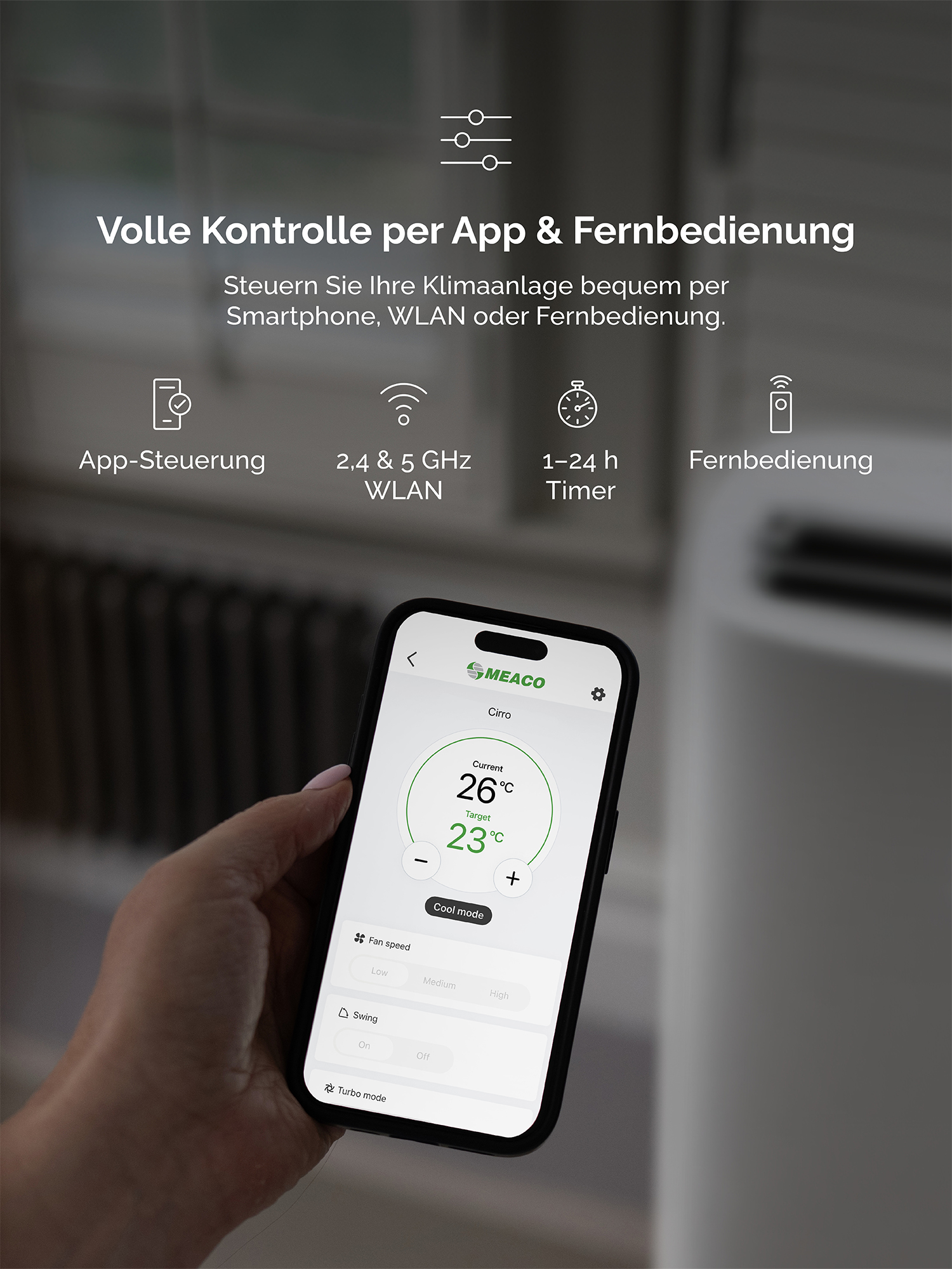 Hand hält Smartphone mit Klimaanlagen-App. Icons: App, WLAN, Timer, Fernbedienung.